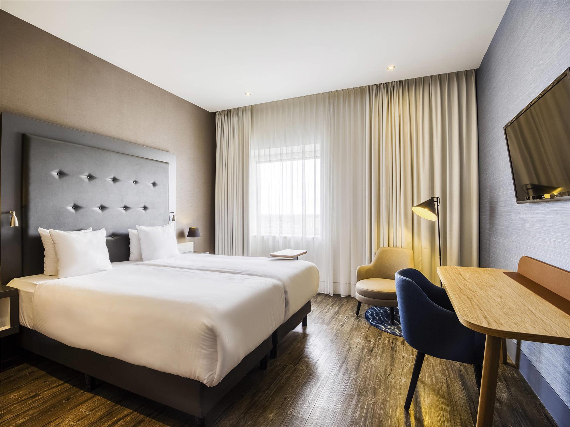 Doppelzimmer, privilege