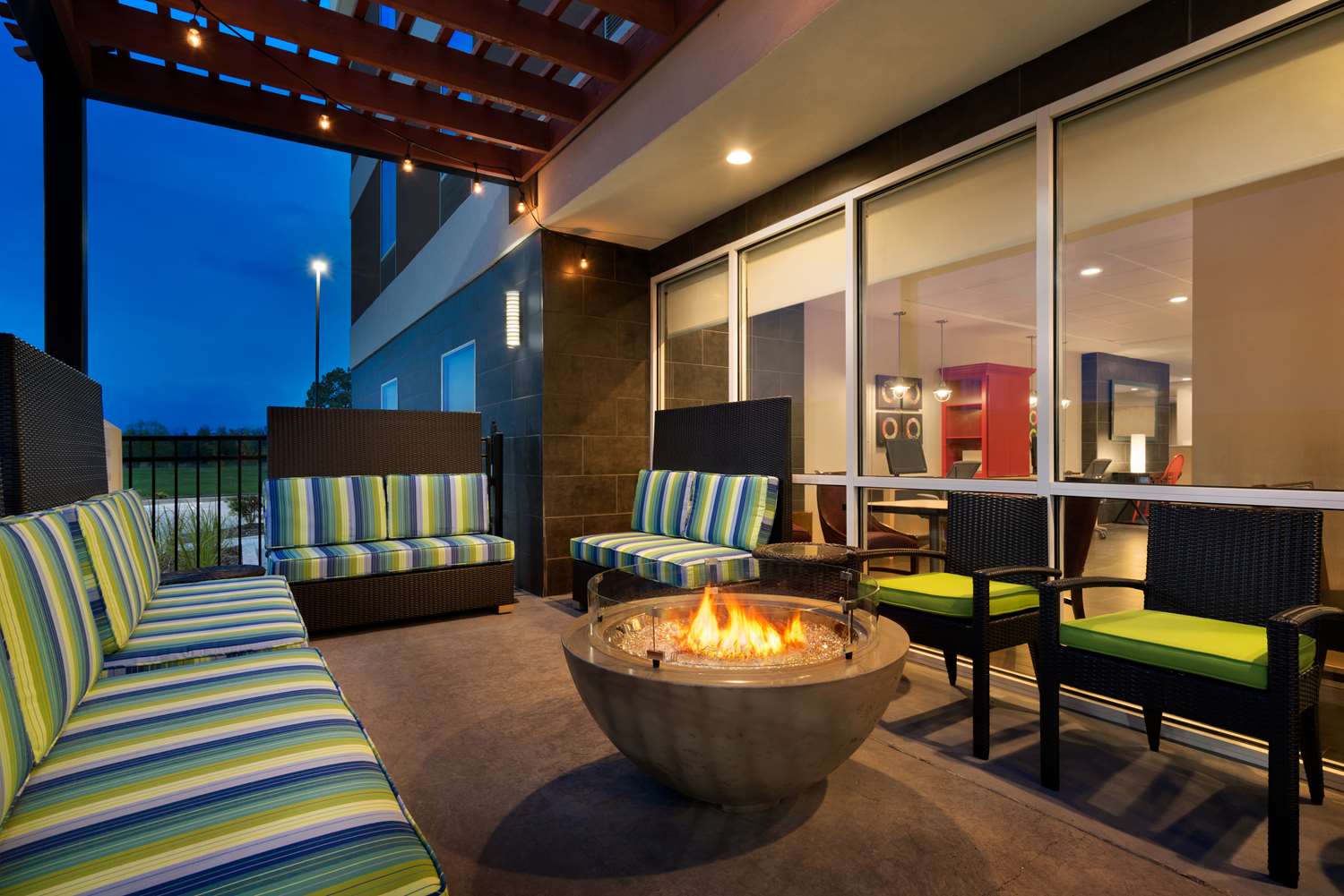 Home2 Suites By Hilton Baton Rouge 2
