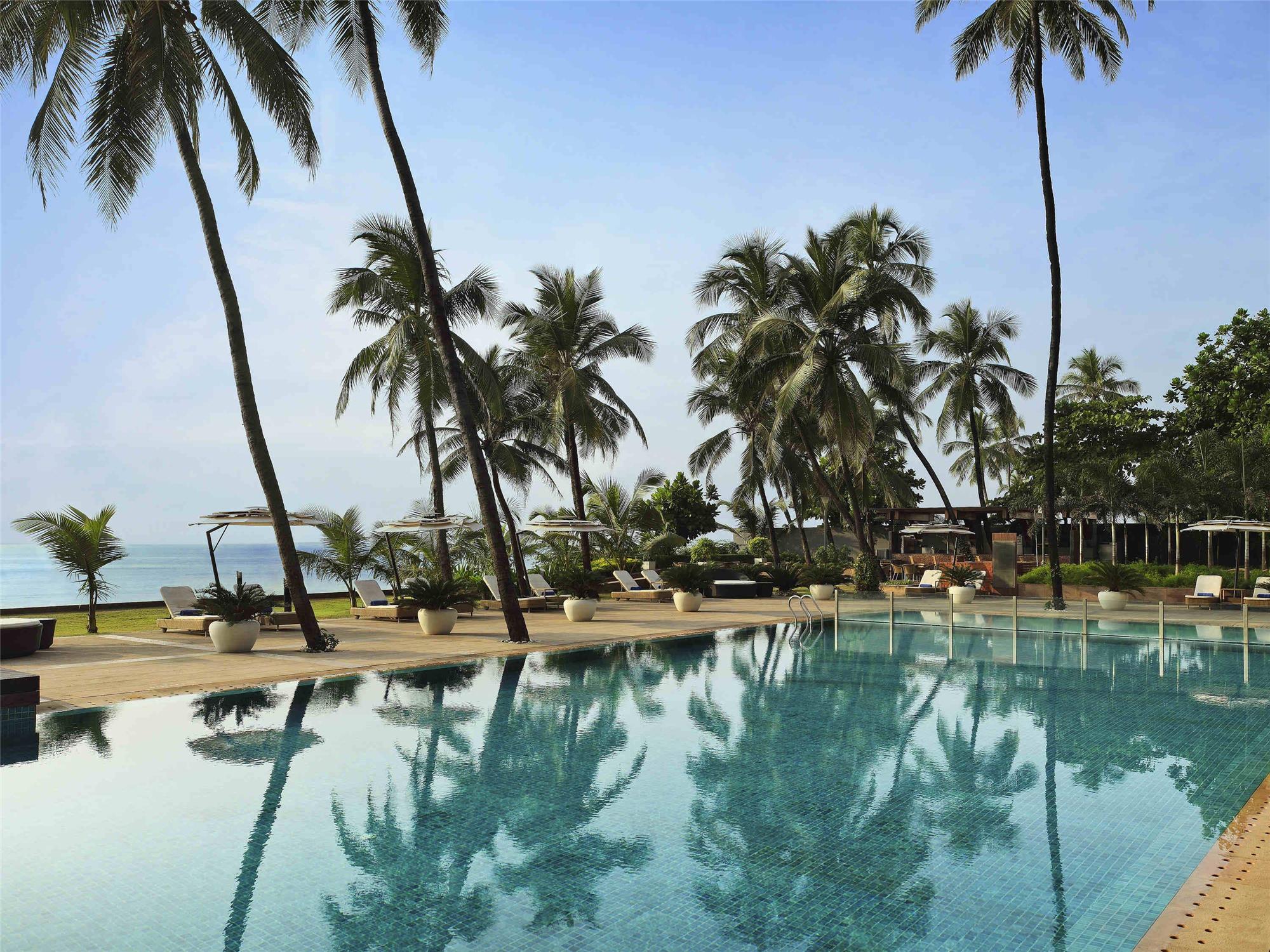 Novotel Mumbai Juhu Beach 2