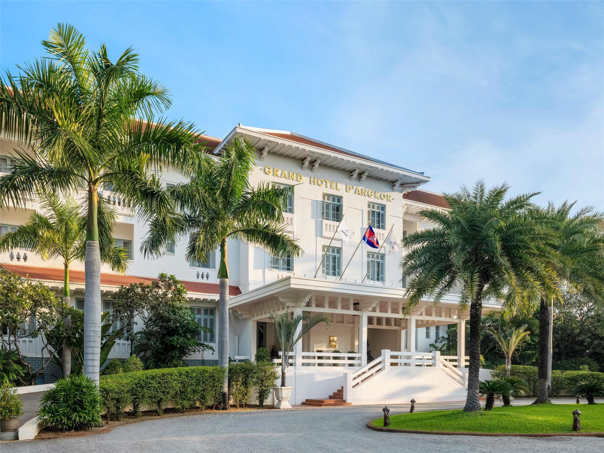 Raffles Grand Hotel d'Angkor 1