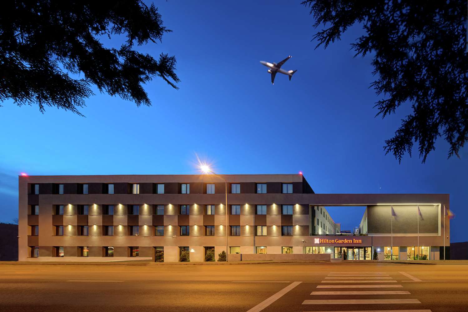 Hilton Garden Inn Bucharest Airport 2