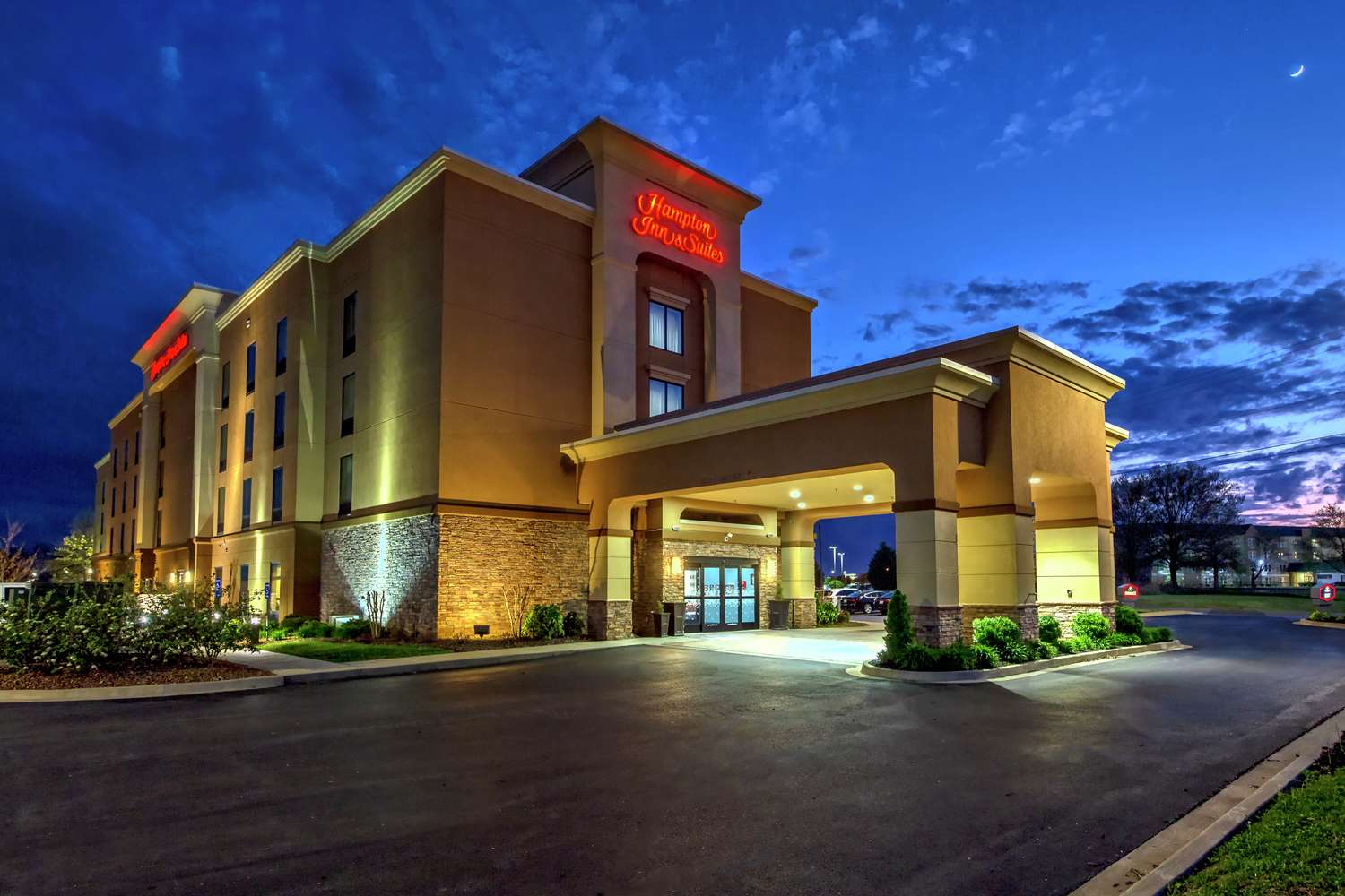 Hampton Inn & Suites Clarksville 1