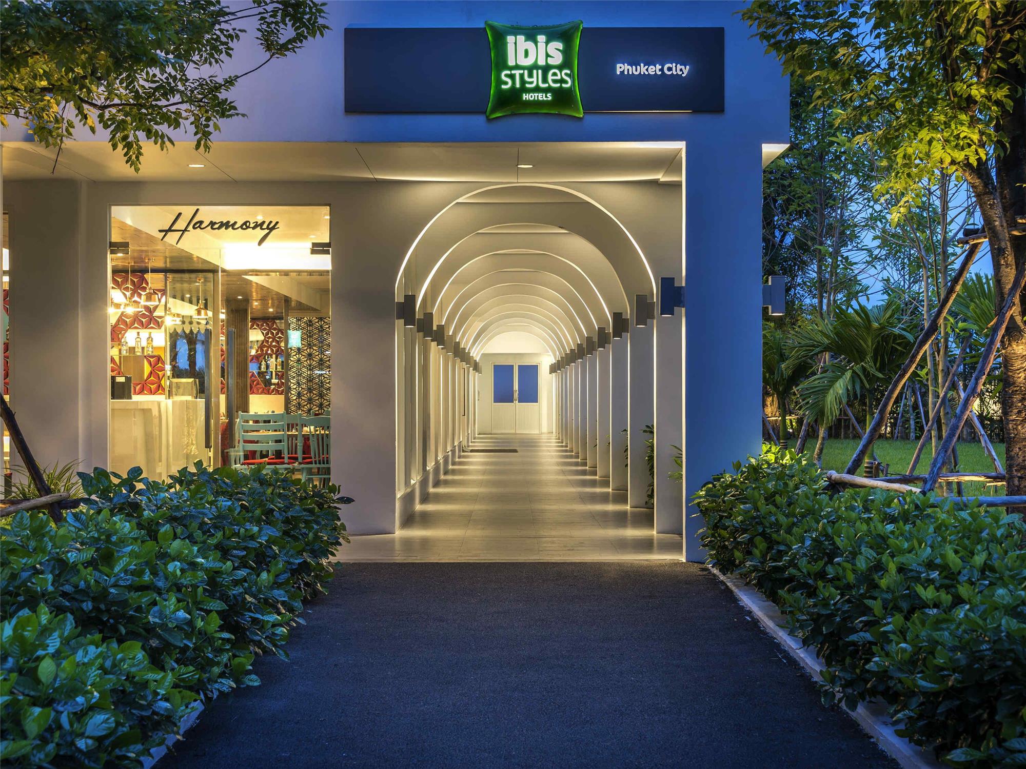 Ibis Styles Phuket City 1