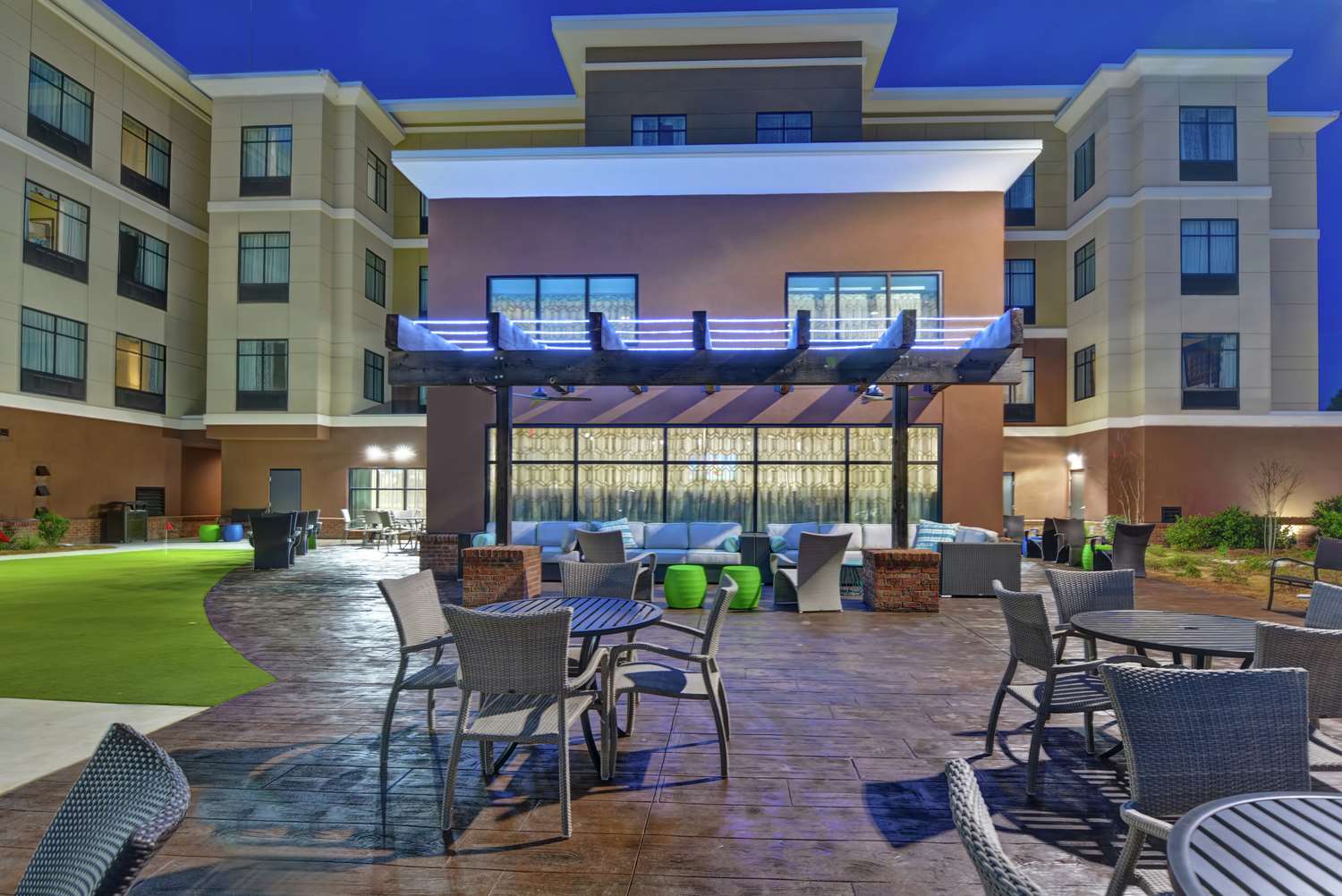 Homewood Suites By Hilton Savannah Airport 2