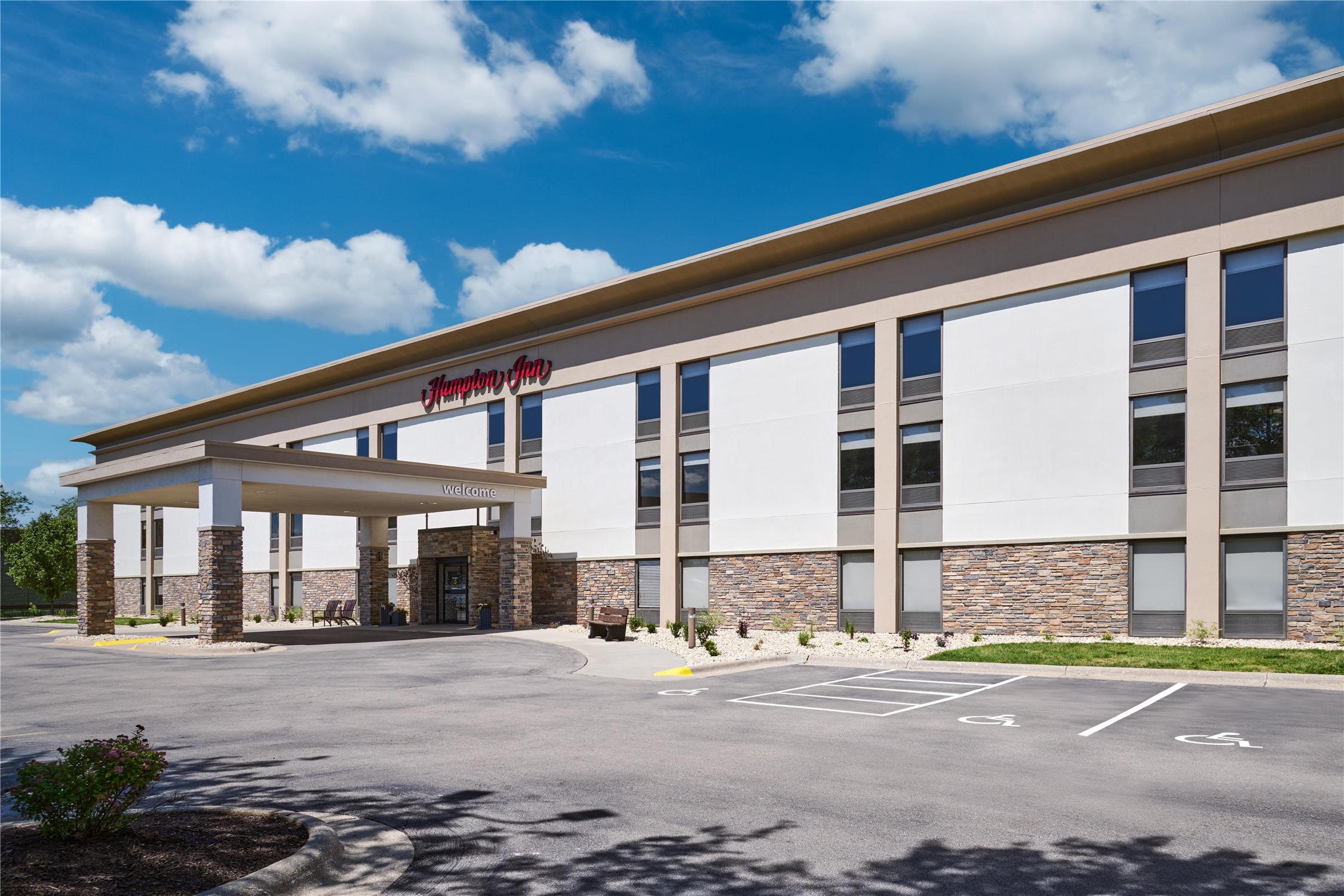 Hampton Inn Janesville 2