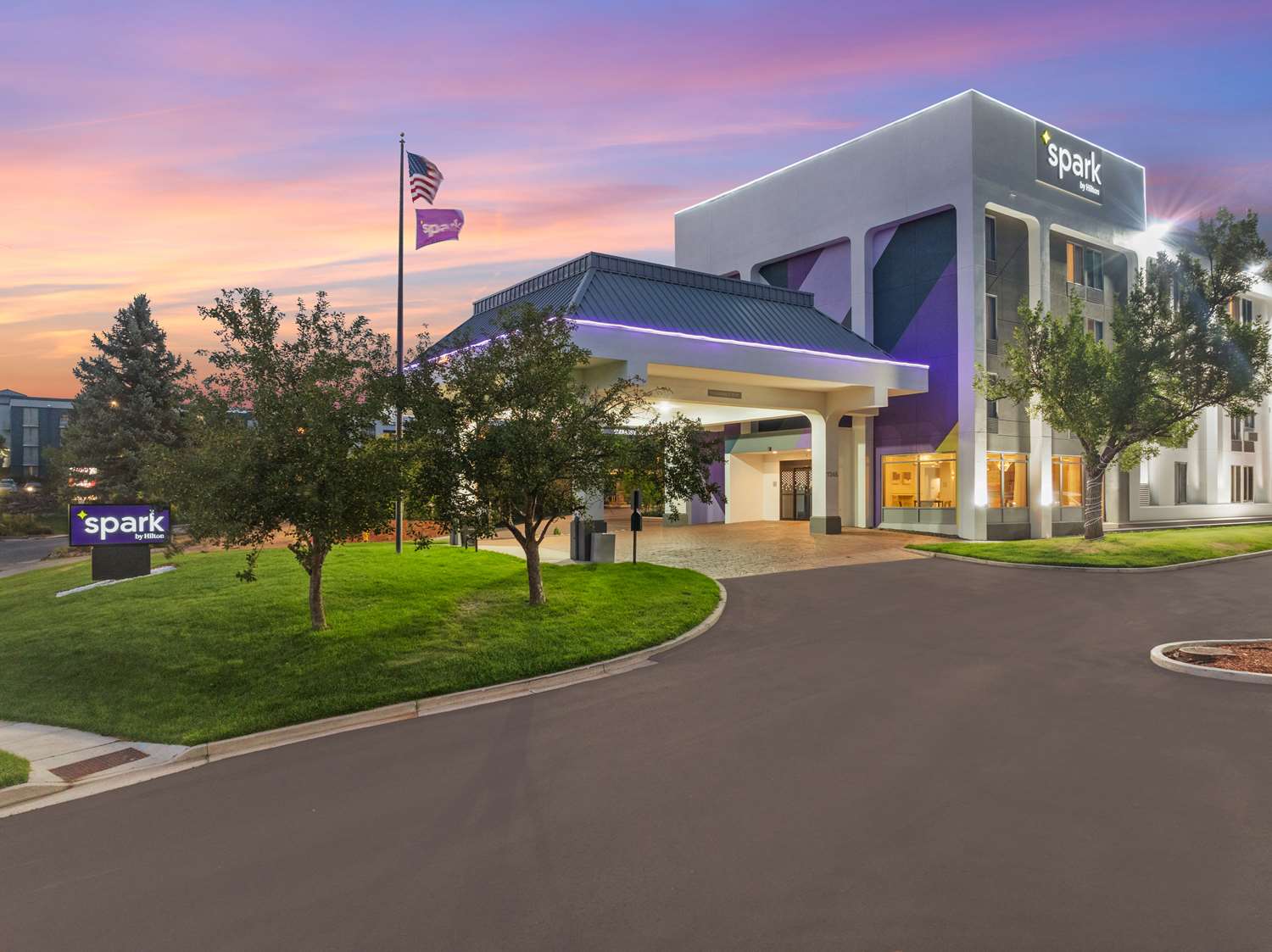 Spark by Hilton Colorado Springs Commerce Center Dr 2