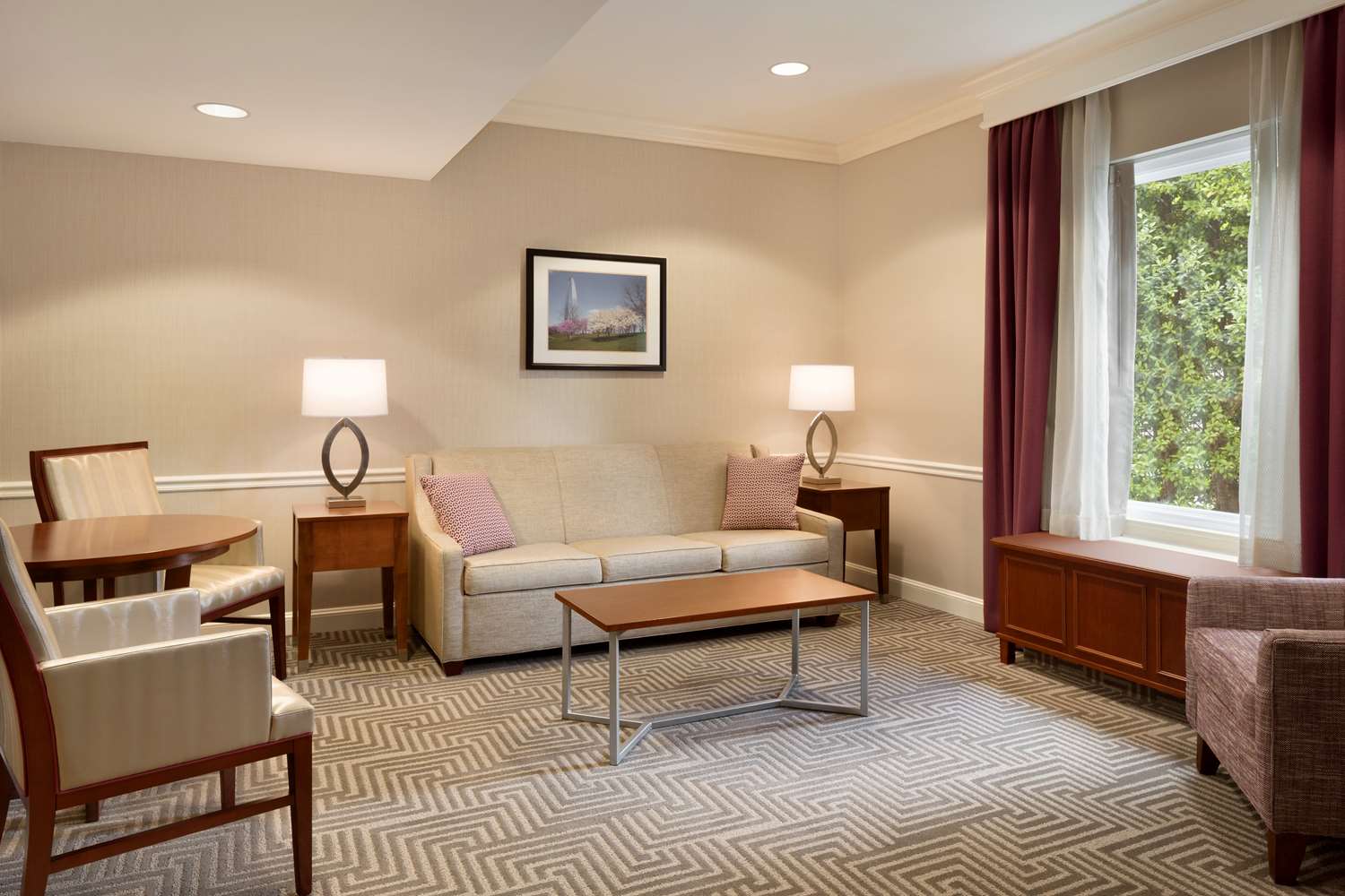 1 bedroom suite
