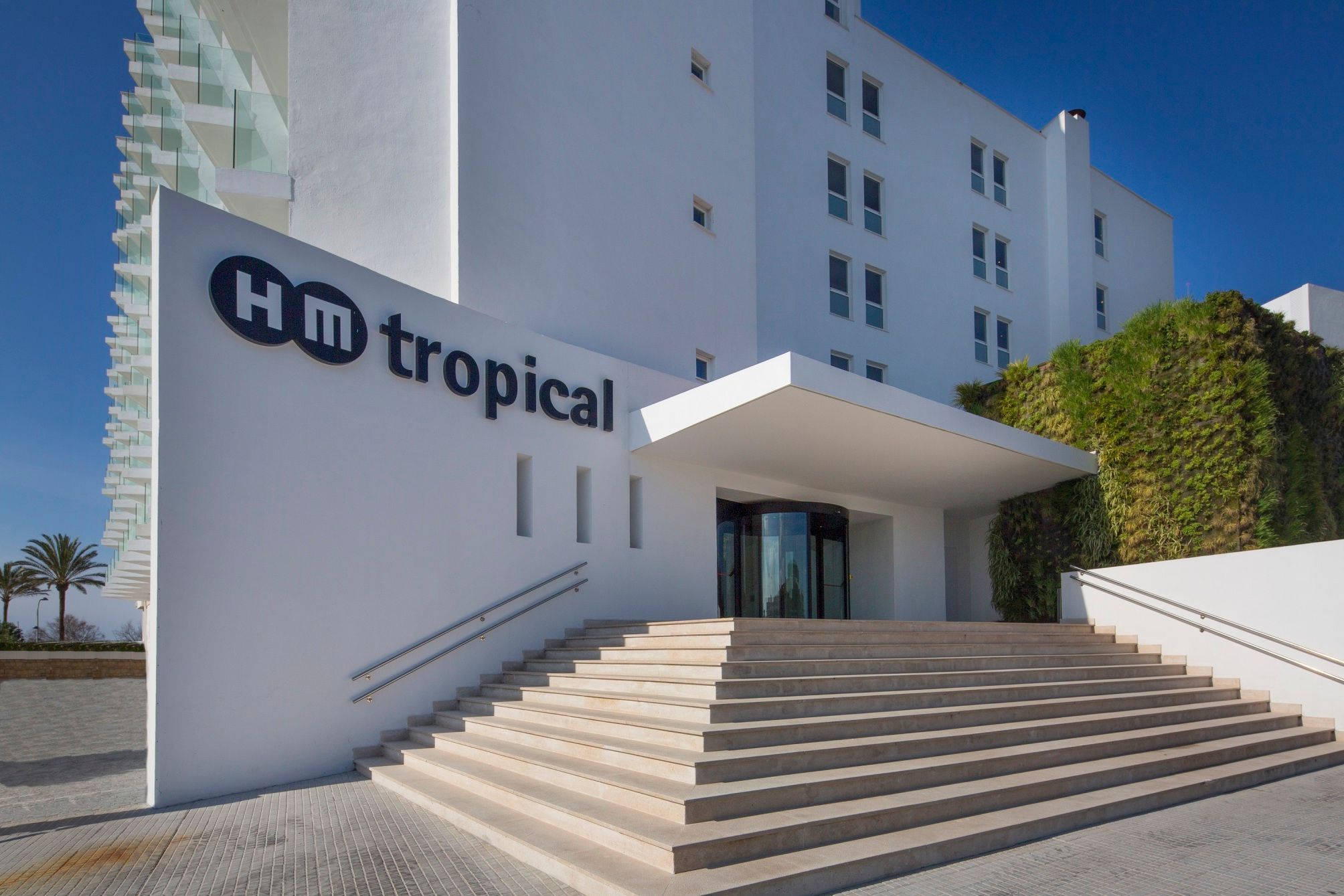 HM Tropical 2