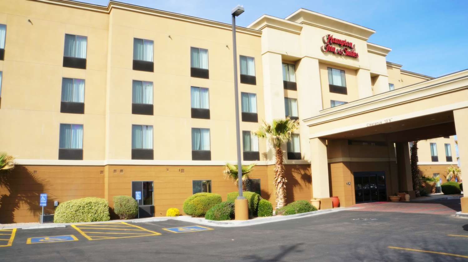 Hampton Inn & Suites Kingman 1