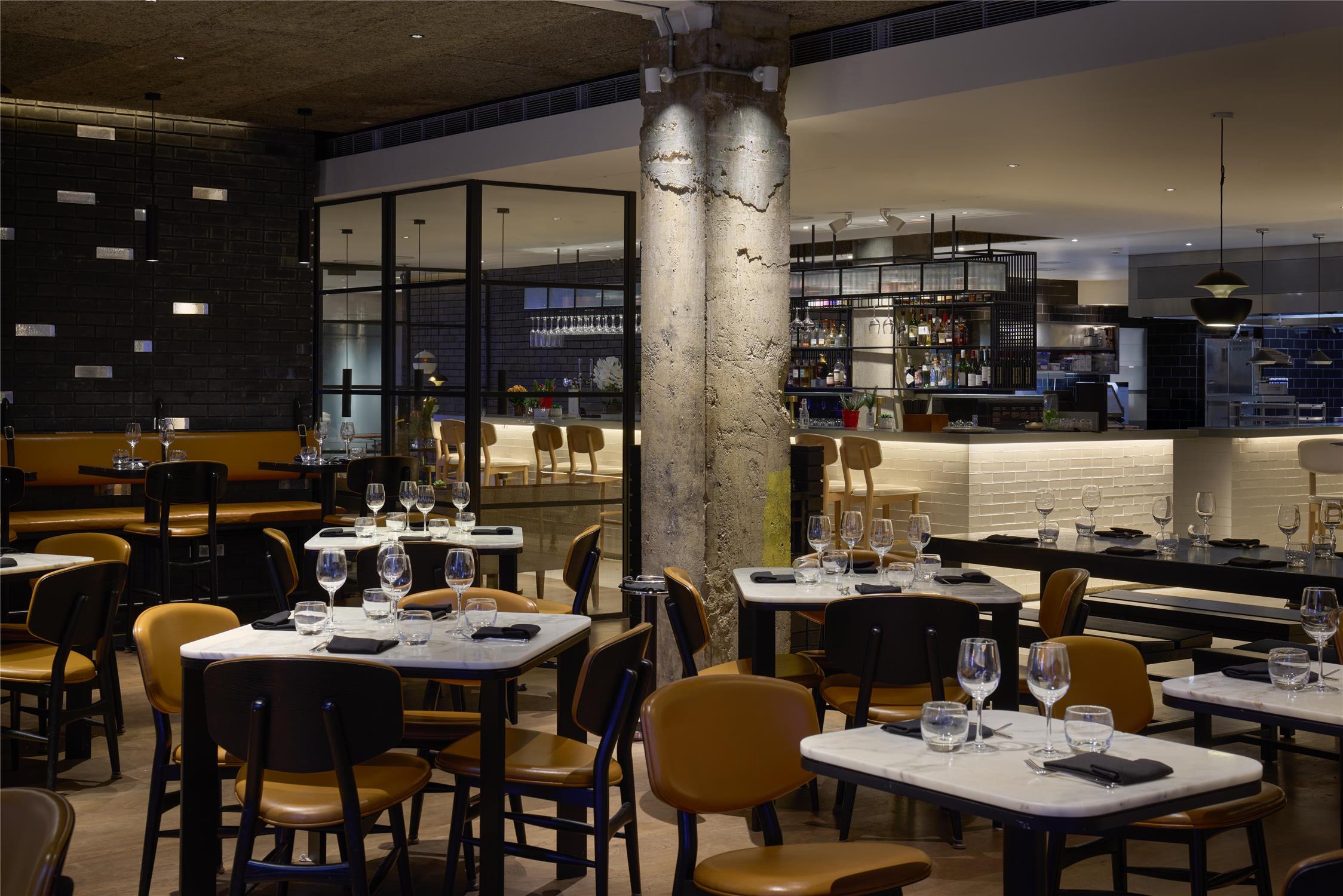Radisson Blu Hotel, London Leicester Square 2