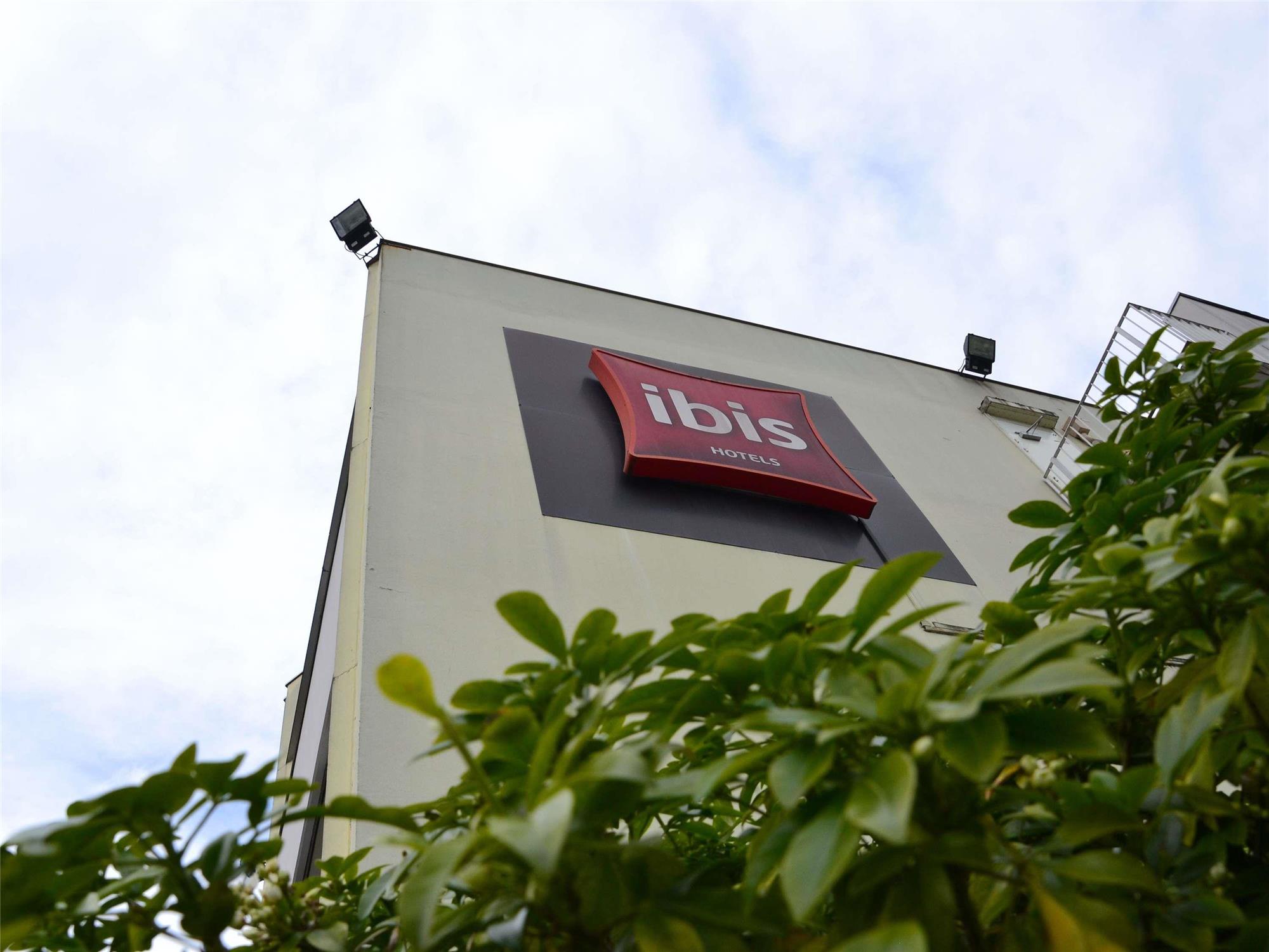ibis Chambery 2