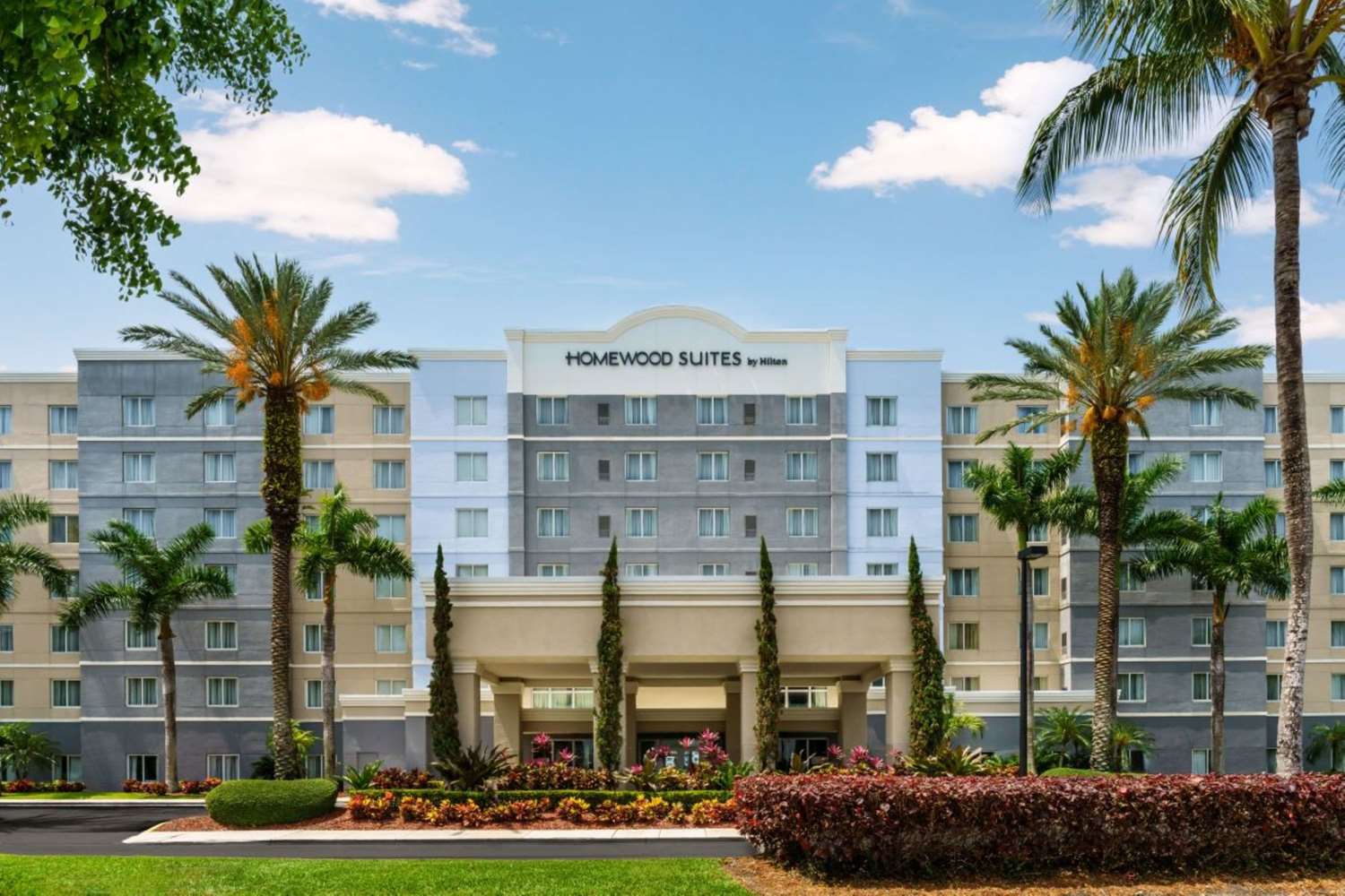 Homewood Suites Miami Airport/Blue Lagoon 1