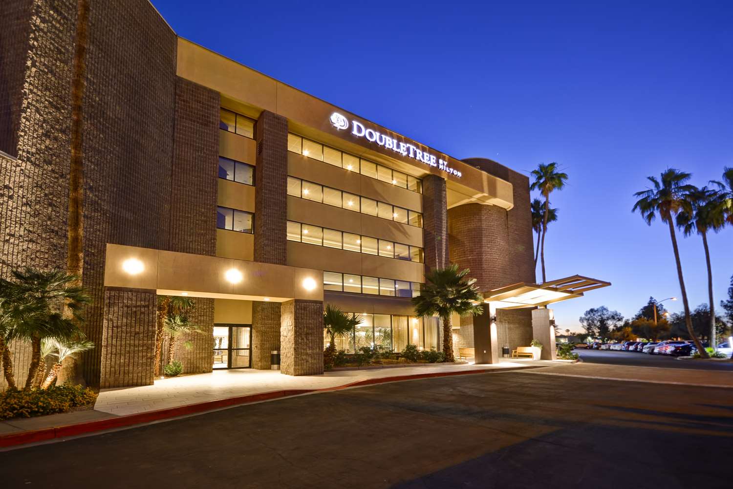 DoubleTree by Hilton Phoenix North 1