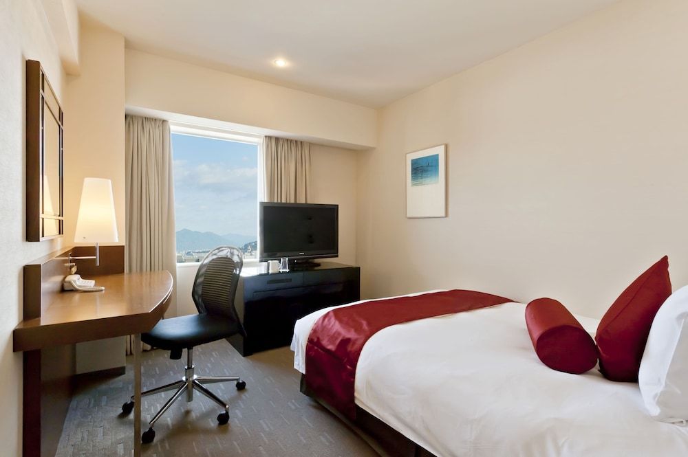 ANA Crowne Plaza HIROSHIMA by IHG 2