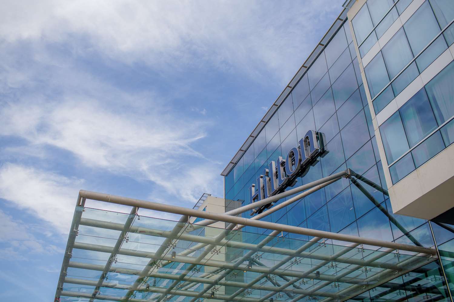 Hilton Pilar 2