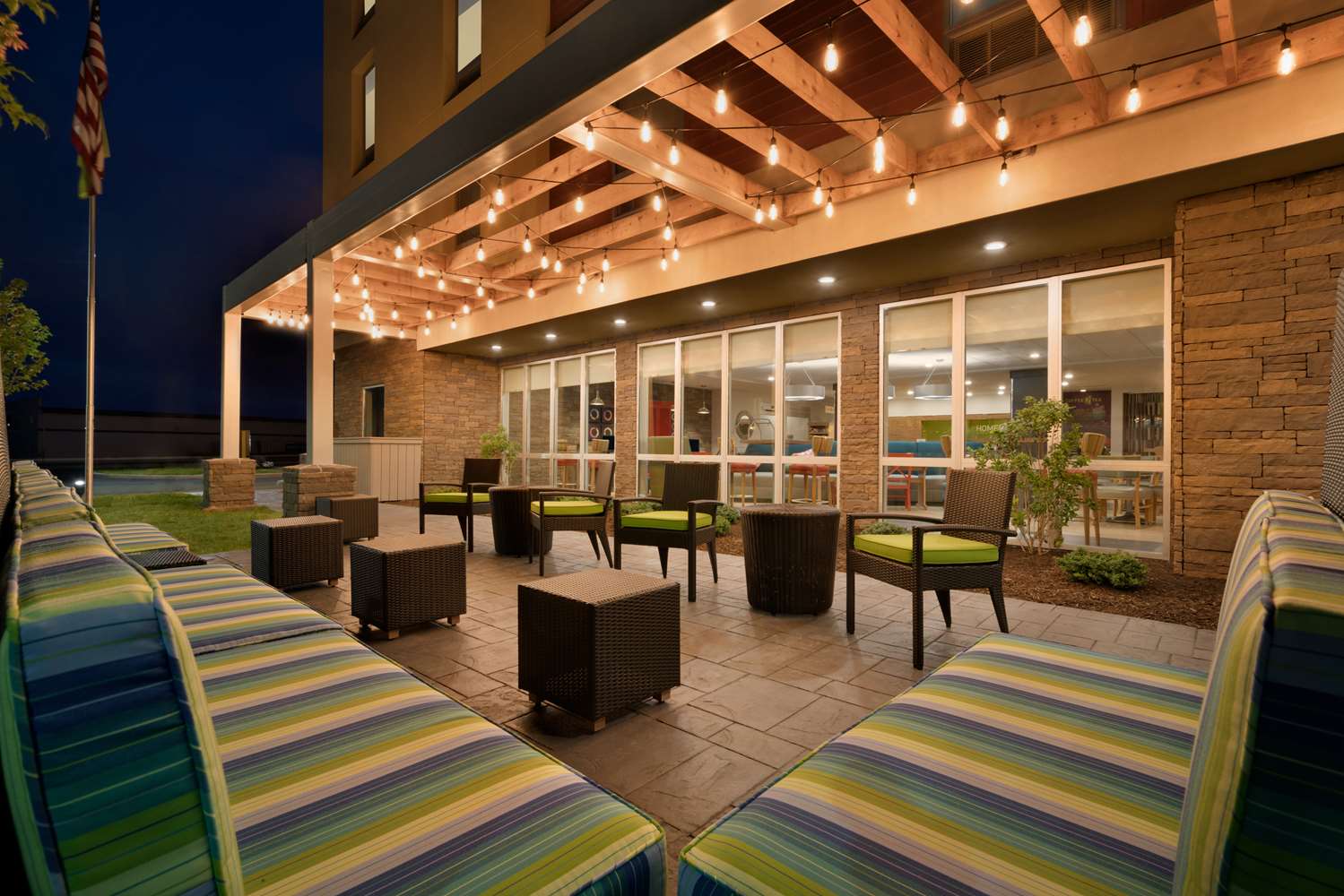Home2 Suites by Hilton Roanoke 2