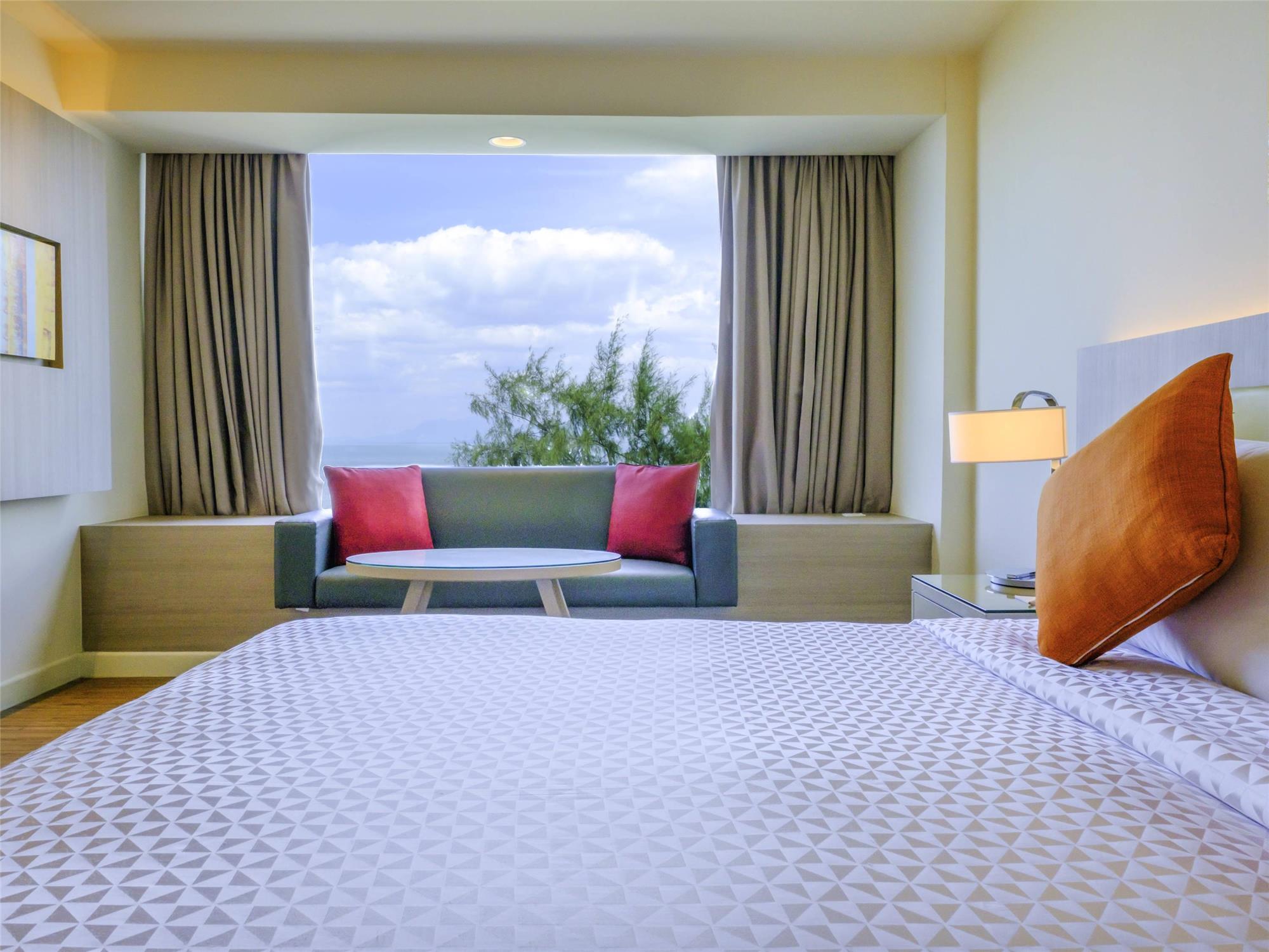 Mercure Penang Beach 2