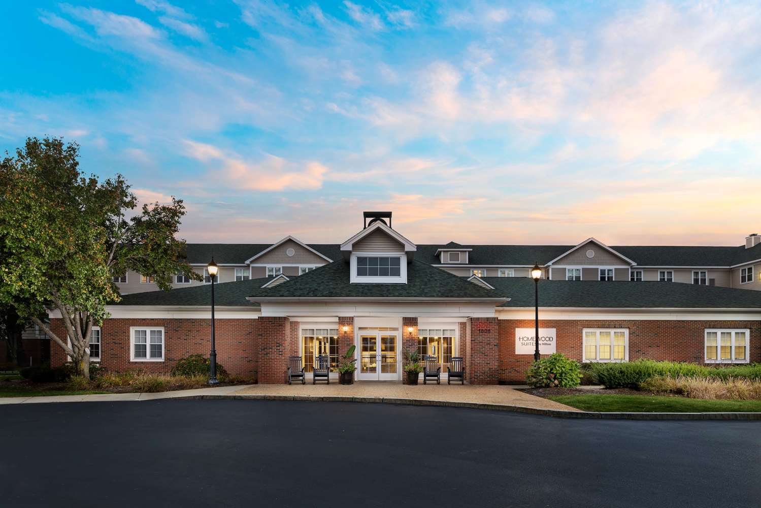 Homewood Suites by Hilton Manchester/Airport 2