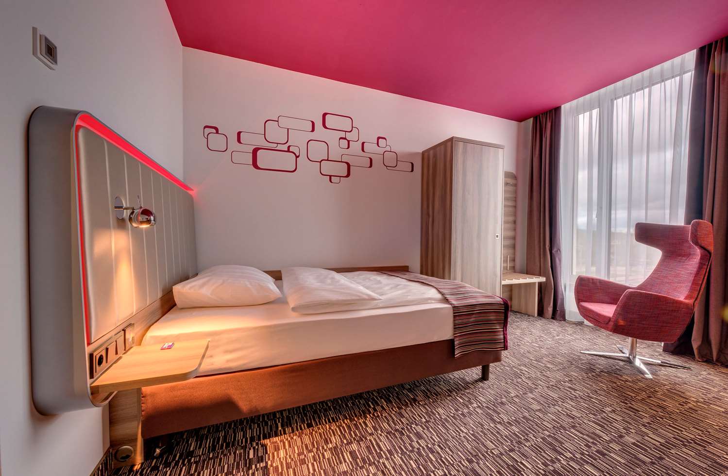 Park Inn By Radisson Neumarkt 1