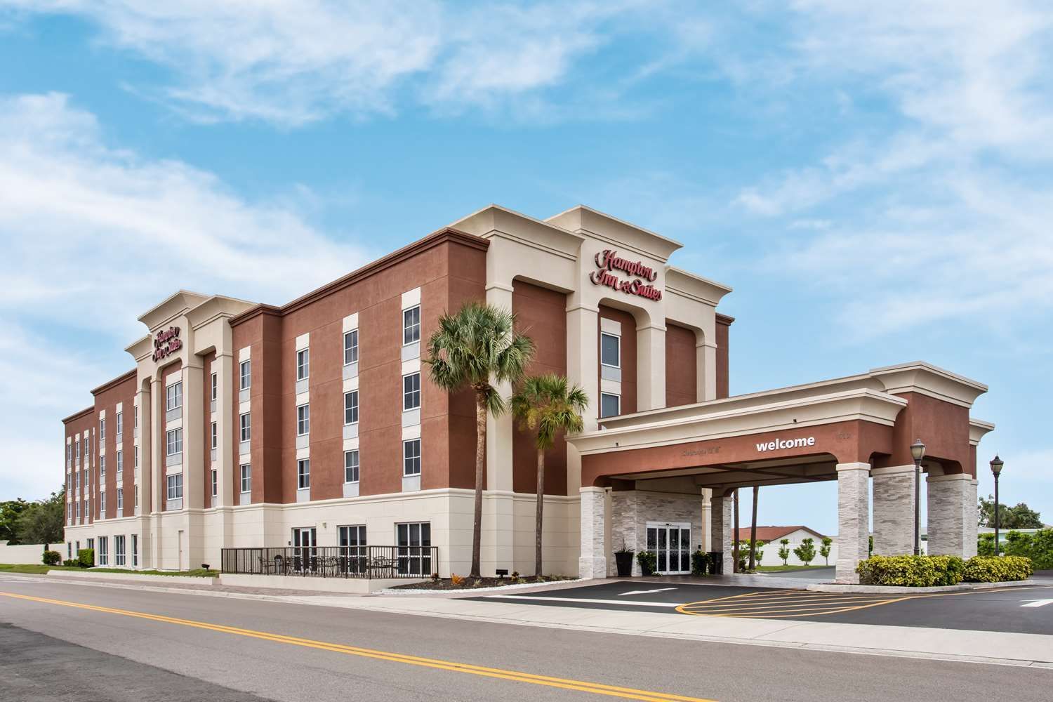 Hampton Inn & Suites - Cape Coral/Fort Myers Area, FL 1