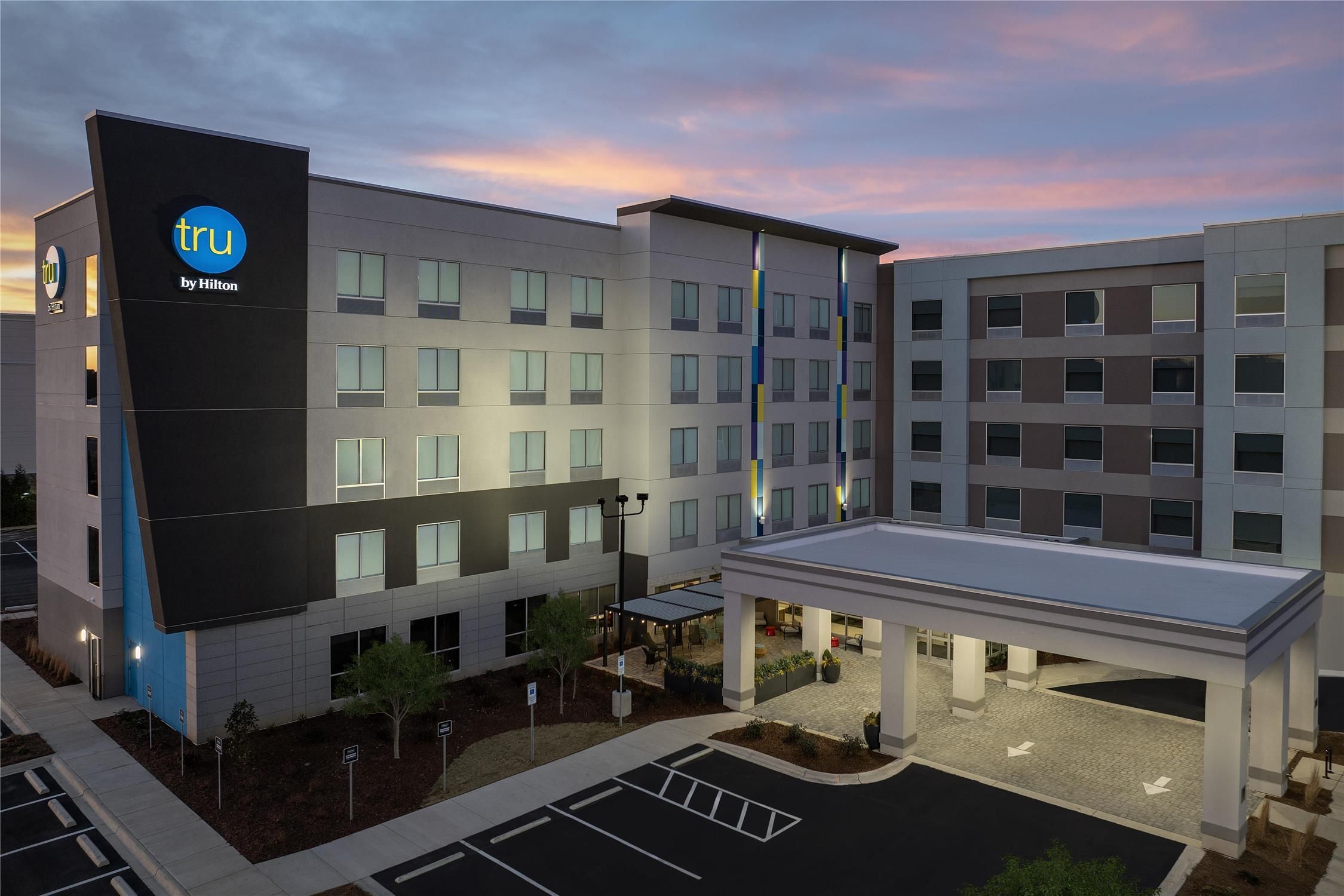 Home2 Suites By Hilton Concord Charlotte 2