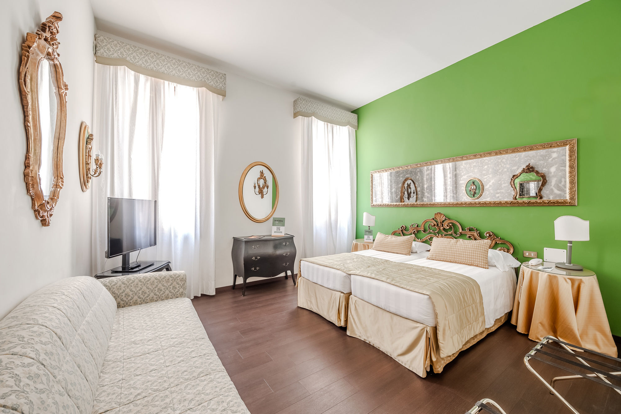 Triple Room