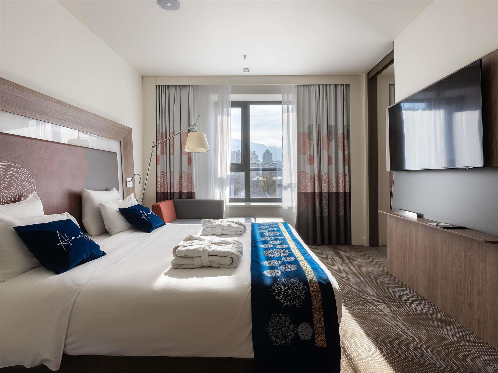 Novotel Almaty City Center 2