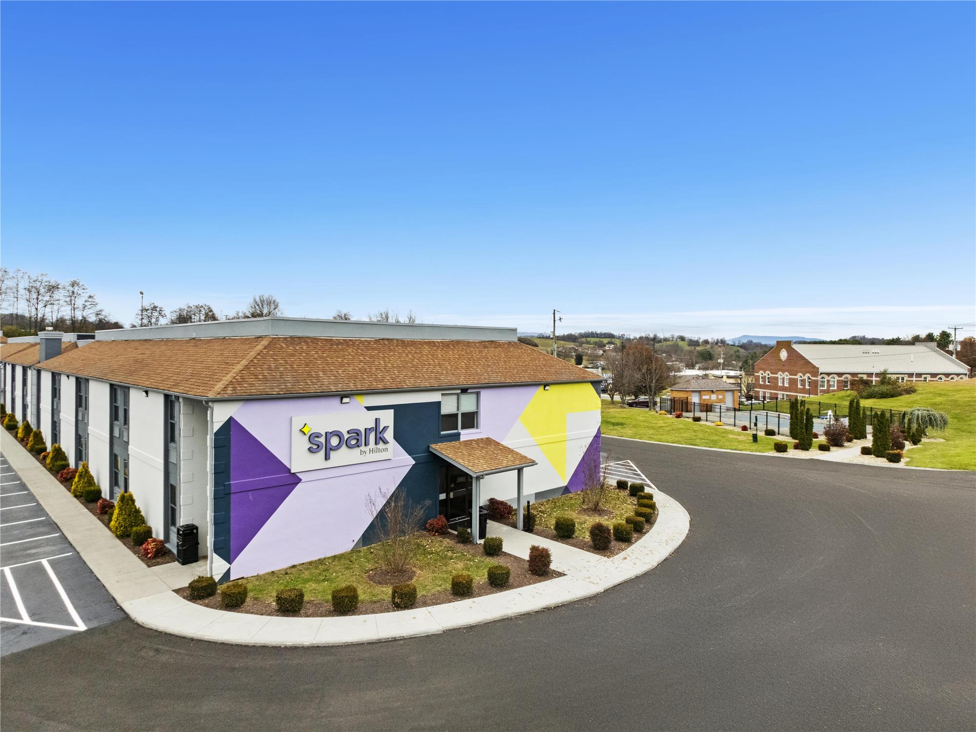 Spark by Hilton Abingdon I-81 near Fairgrounds 2