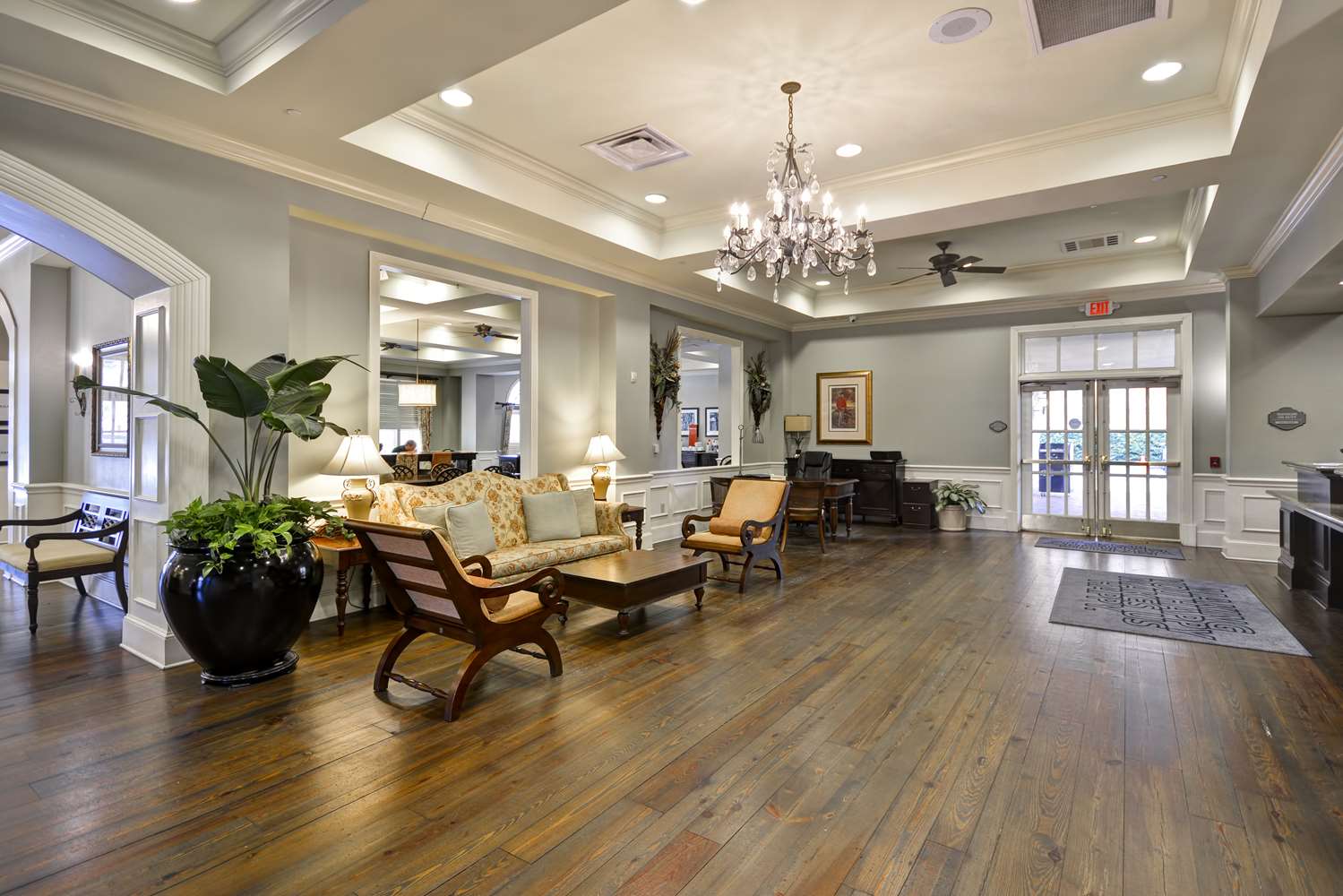 Hampton Inn & Suites Savannah Historic District 1