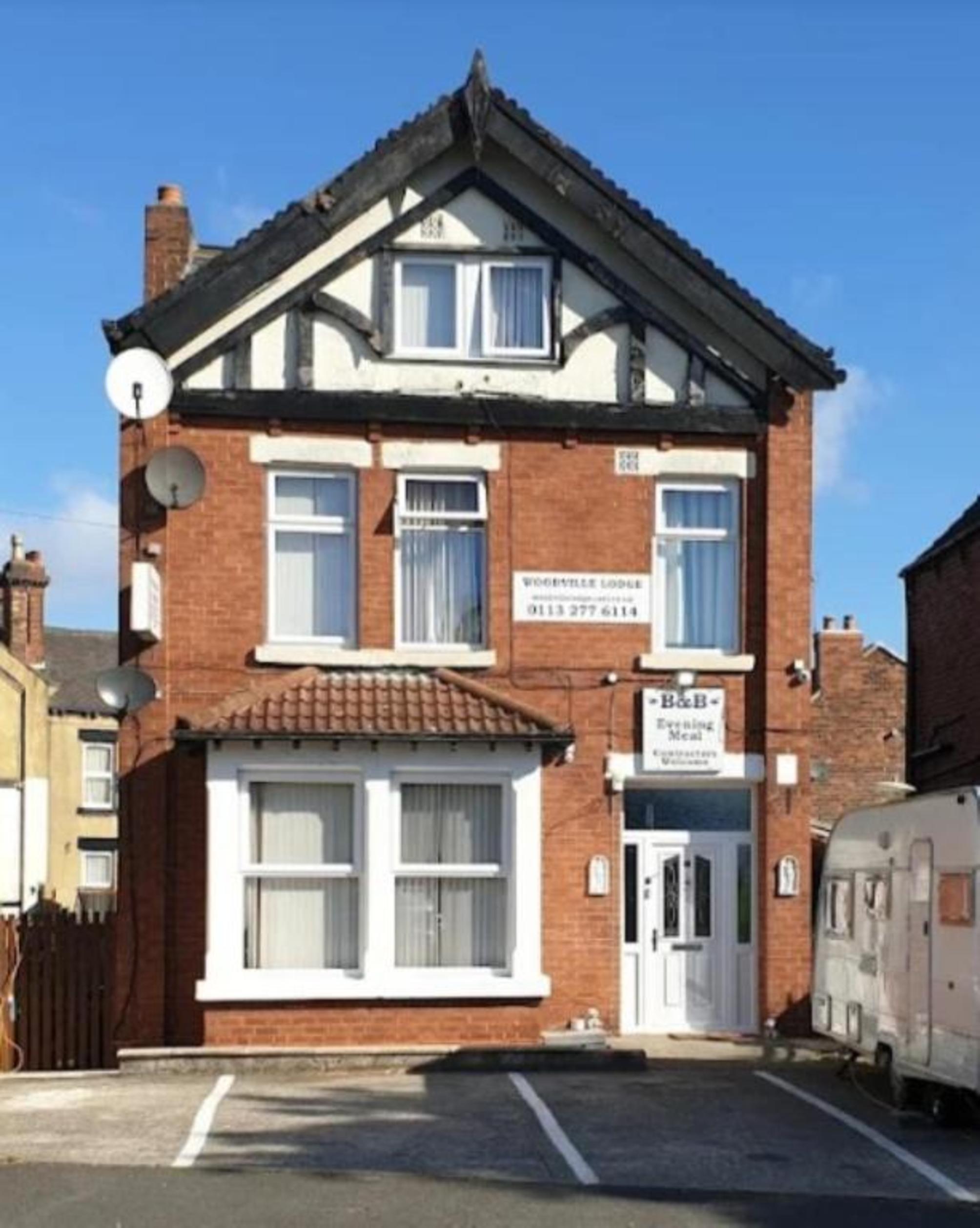 Woodville Lodge Leeds Free Parking Direct Bus to City Centre 2
