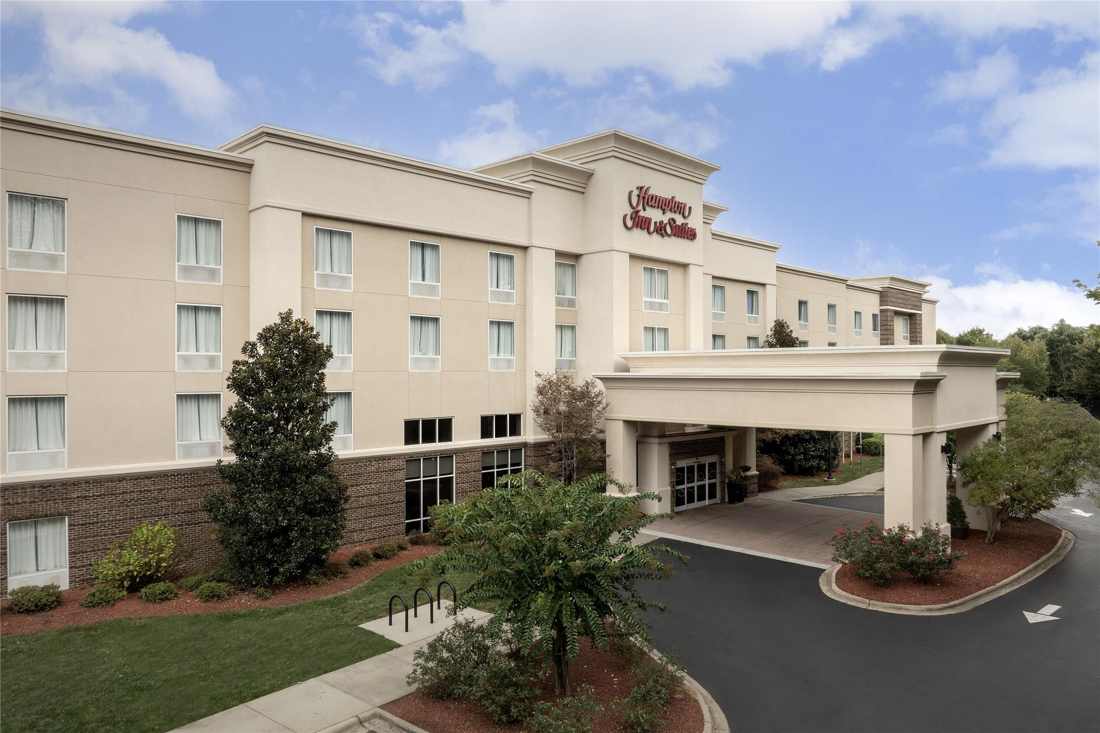 Hampton Inn & Suites Huntersville 1