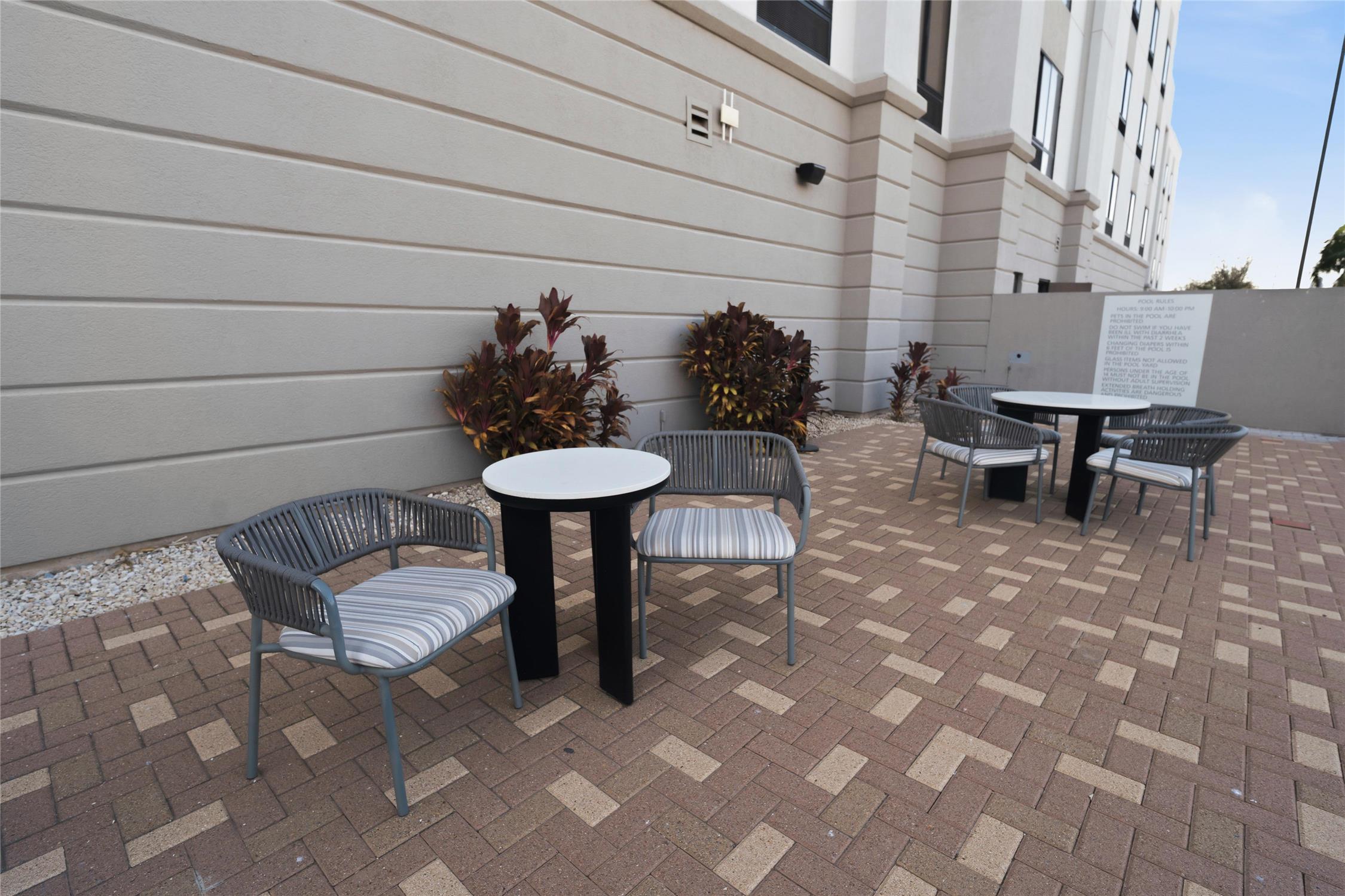 Hampton Inn & Suites Pharr 2