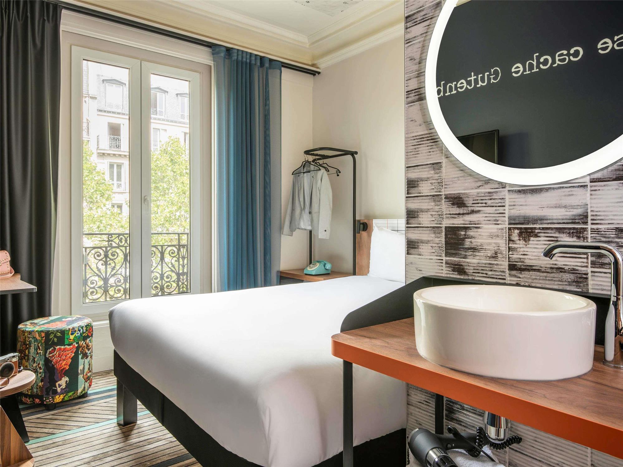 Ibis Styles Hotel Paris Gare de Lyon Bastille 1