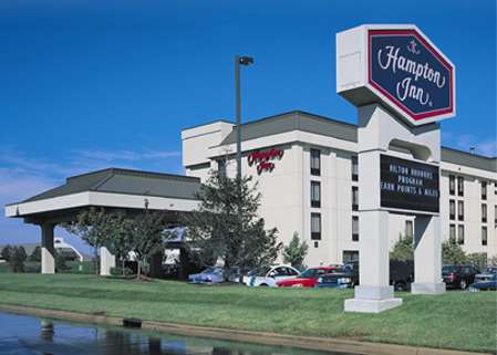 Hampton Inn Columbus-Airport 2