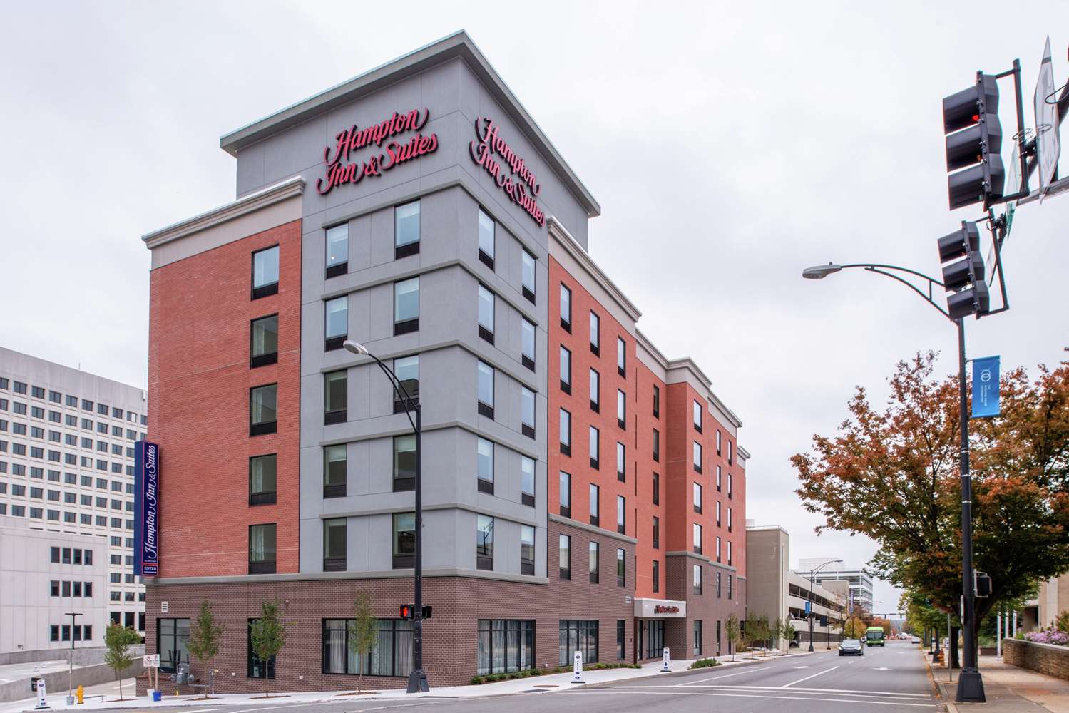 Hampton Inn & Suites Winston-Salem Downtown 1