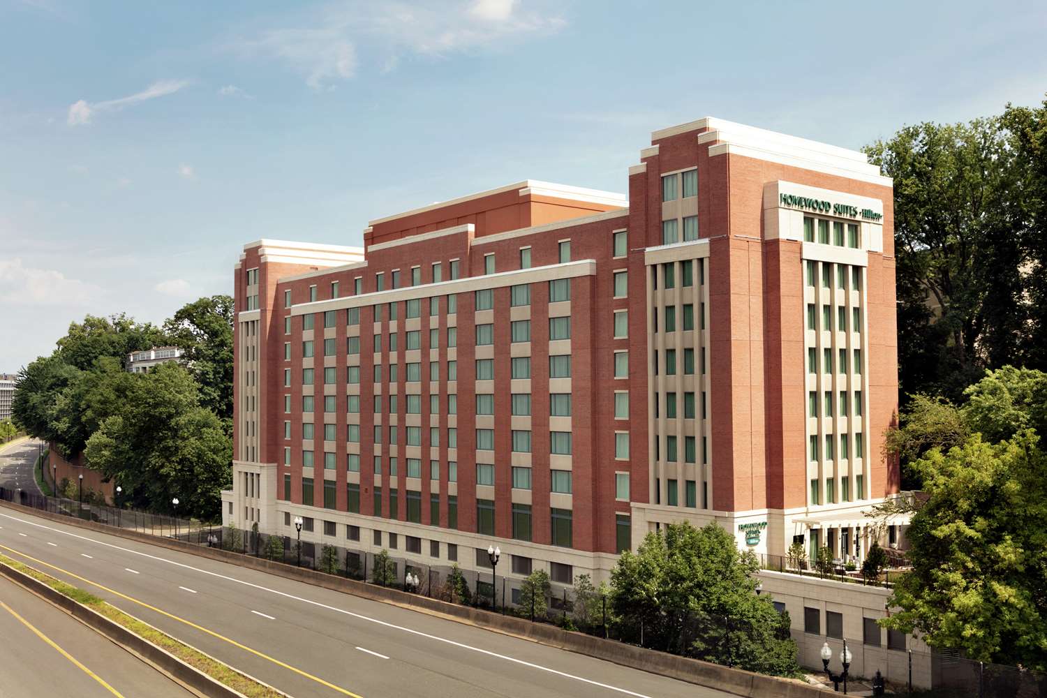 Homewood Suites by Hilton Arlington Rosslyn Key Bridge 2