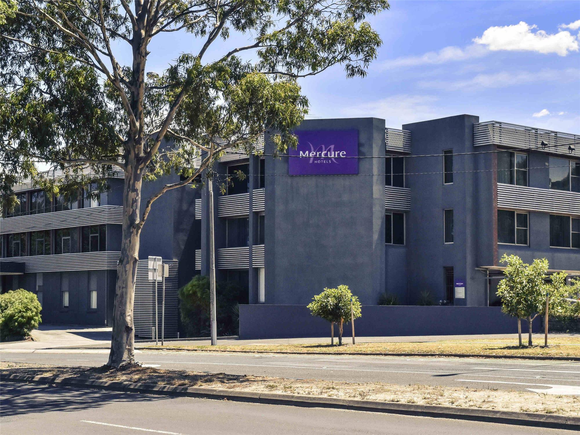 Mercure North Melbourne 1