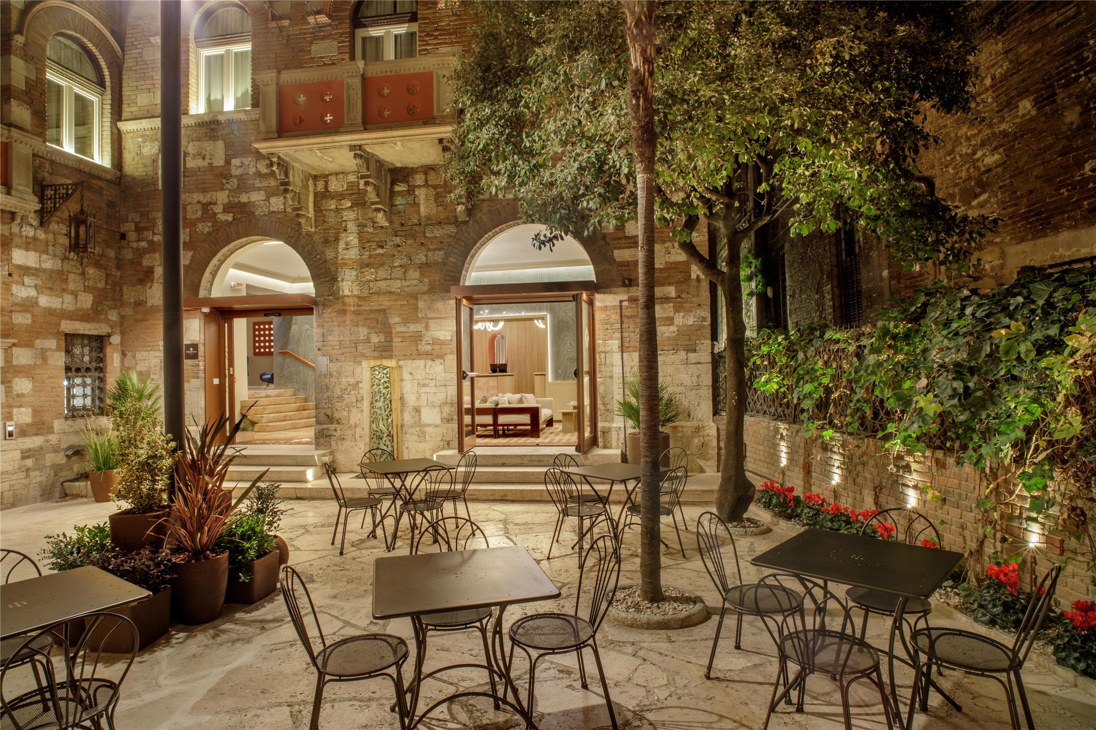 Rosetta Hotel Perugia Tapestry Collection By Hilton 1