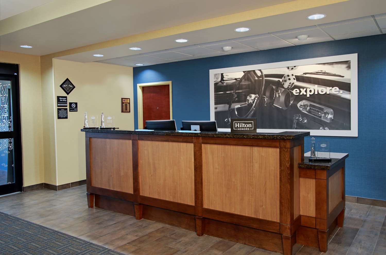 Hampton Inn Winfield 2