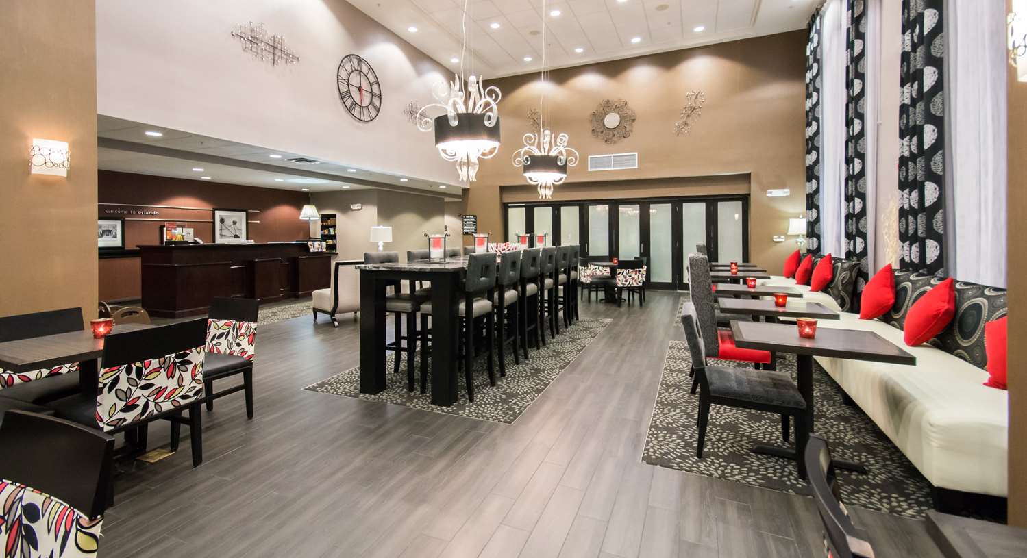 Hampton Inn & Suites Orlando-John Young Parkway/South Park 2
