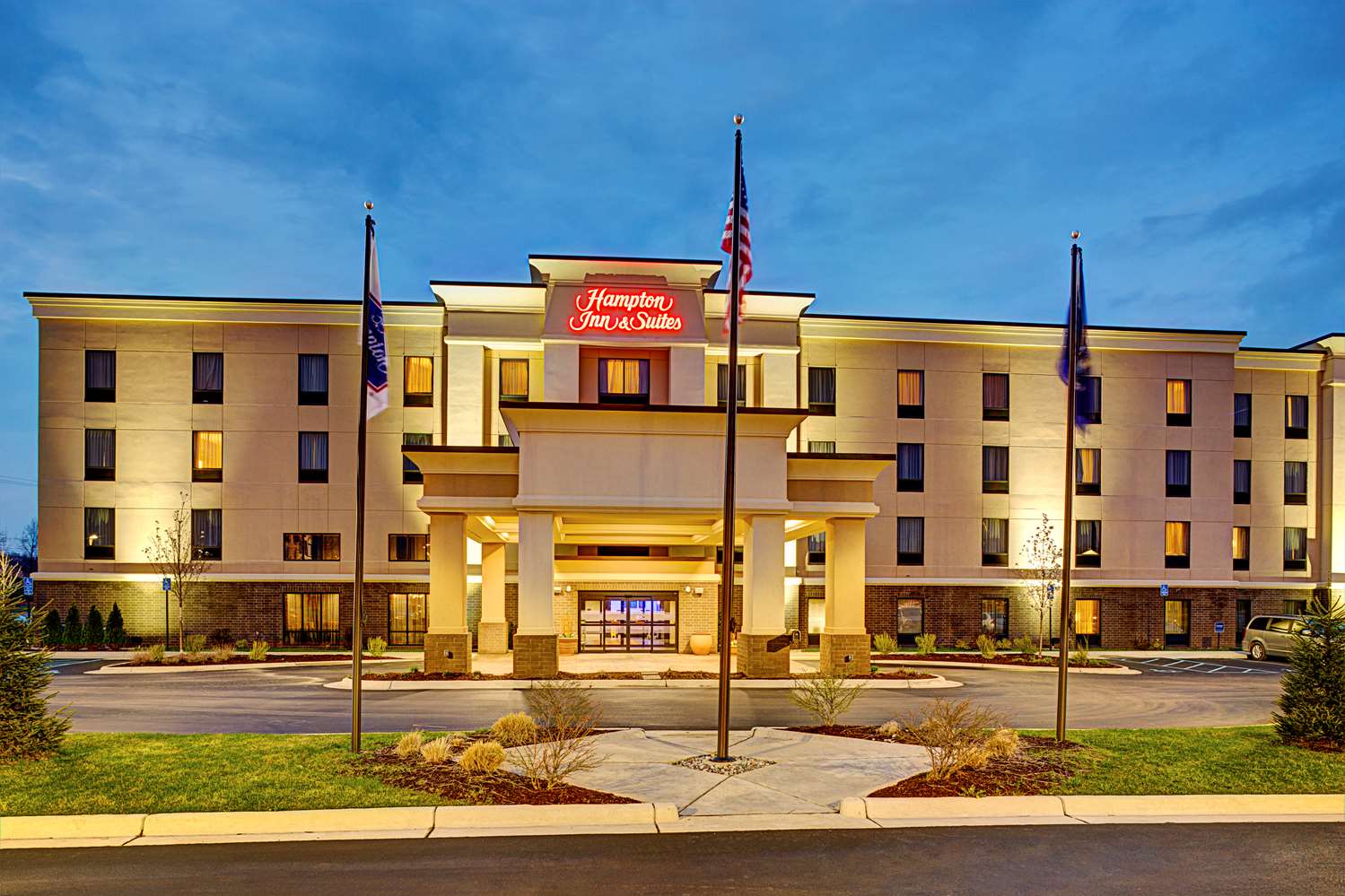 Hampton Inn & Suites Lansing West 1