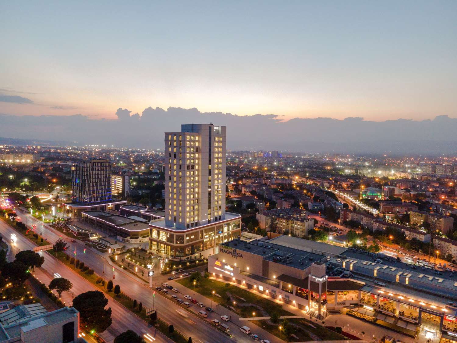 DoubleTree by Hilton Manisa 2