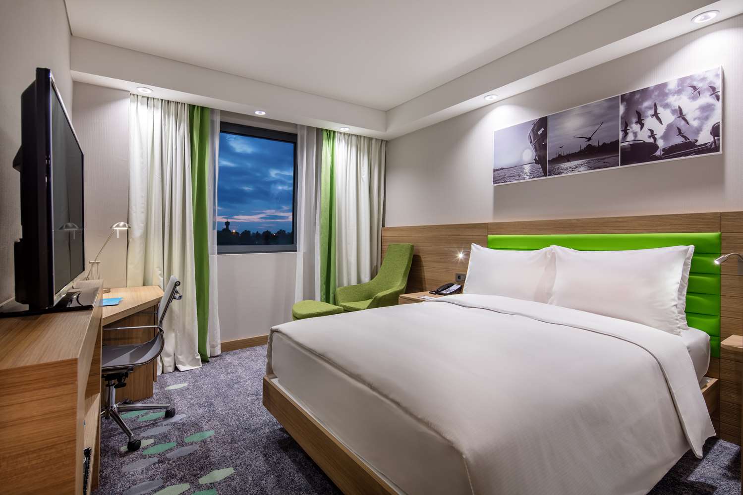 Non Fumatori Queen Room