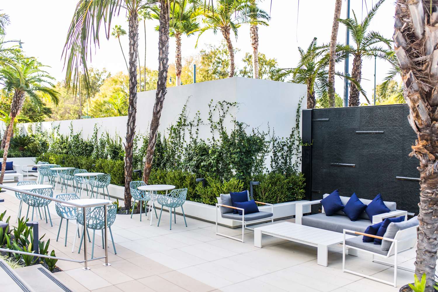 The Beverly Hilton 1