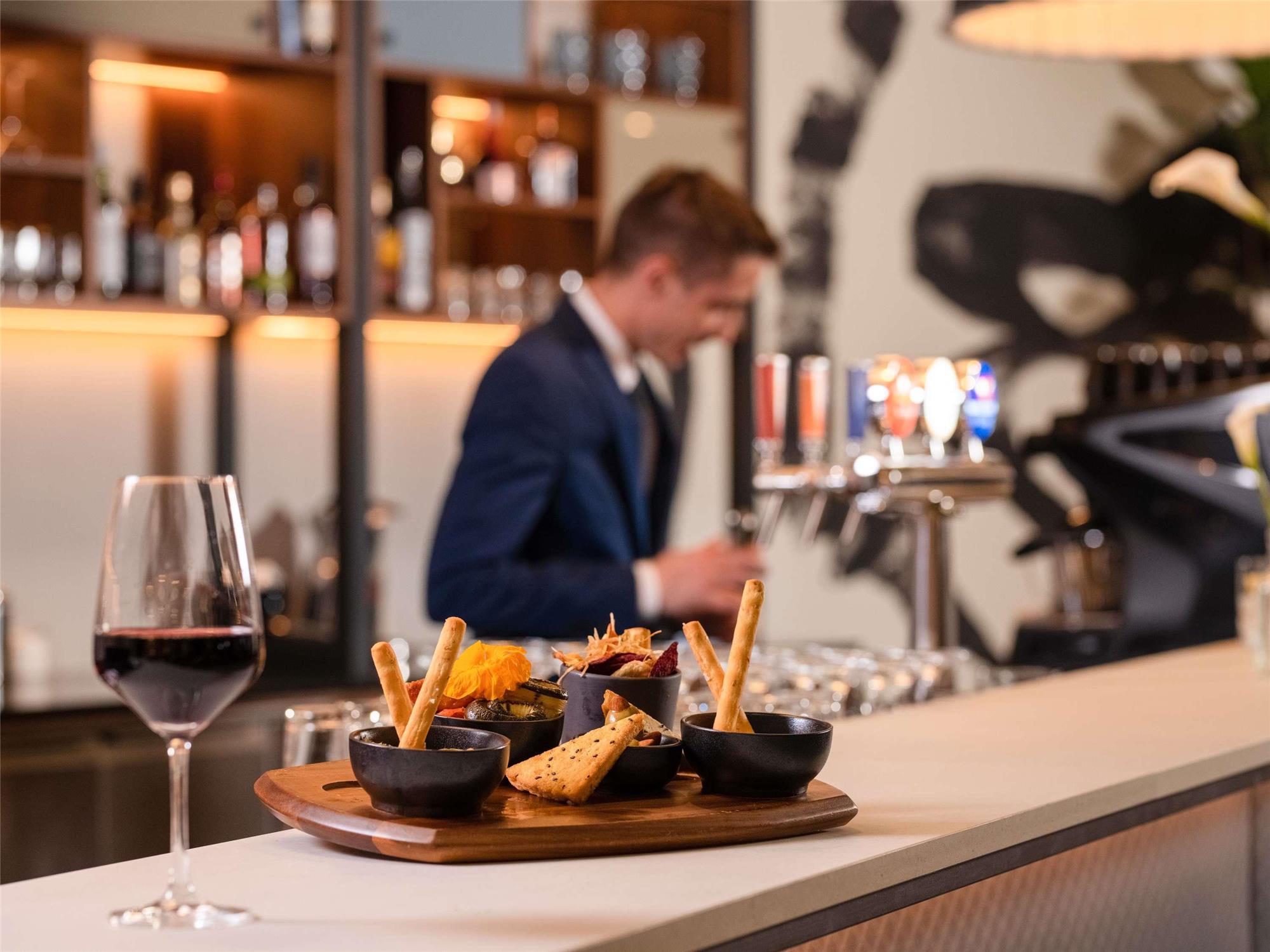 Mercure Geneva Airport 2