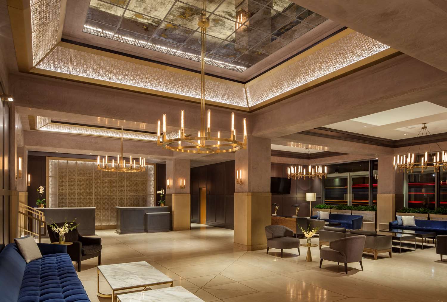 The Marquette Hotel, Curio Collection by Hilton 1