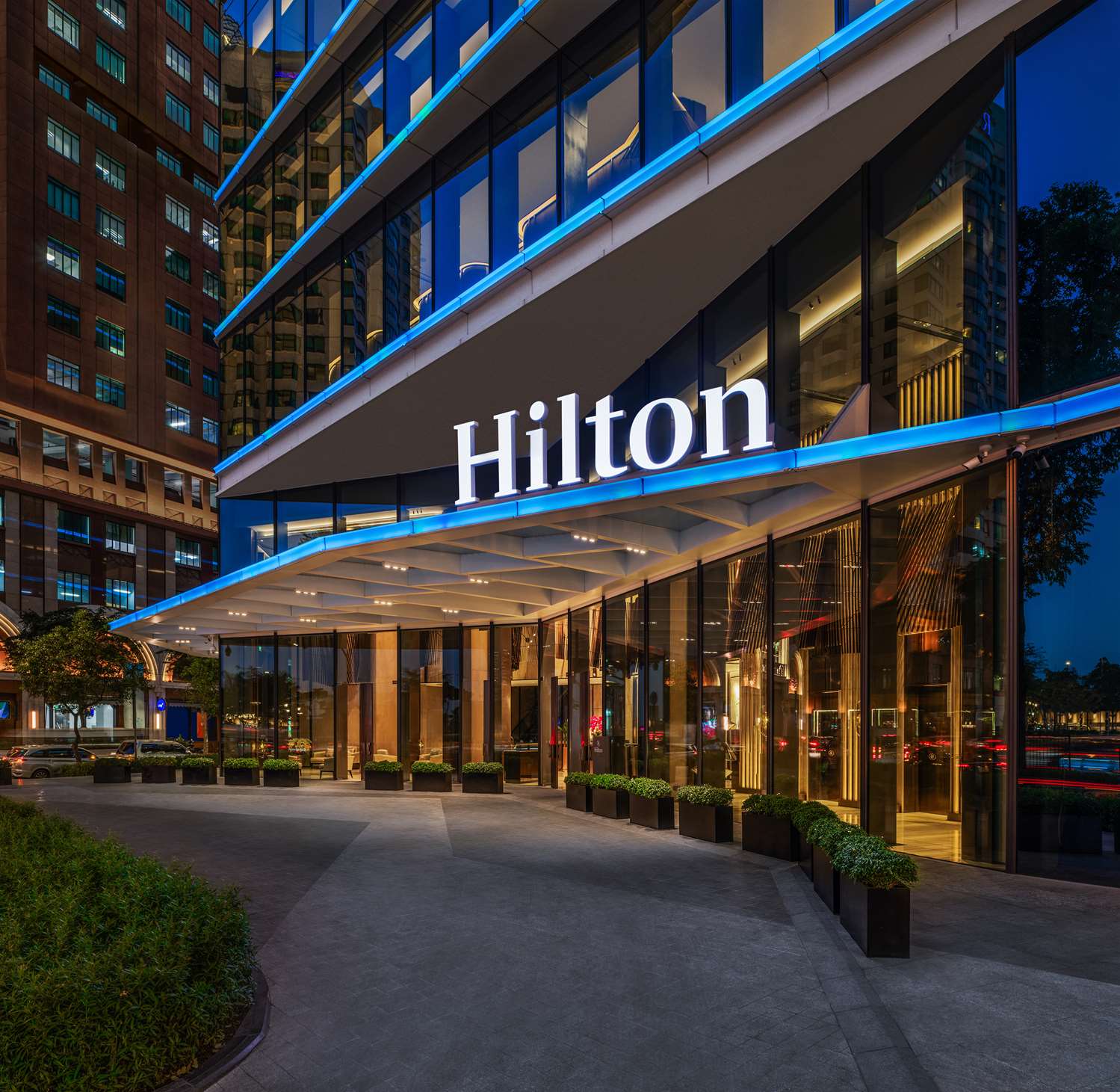 Hilton Saigon 2