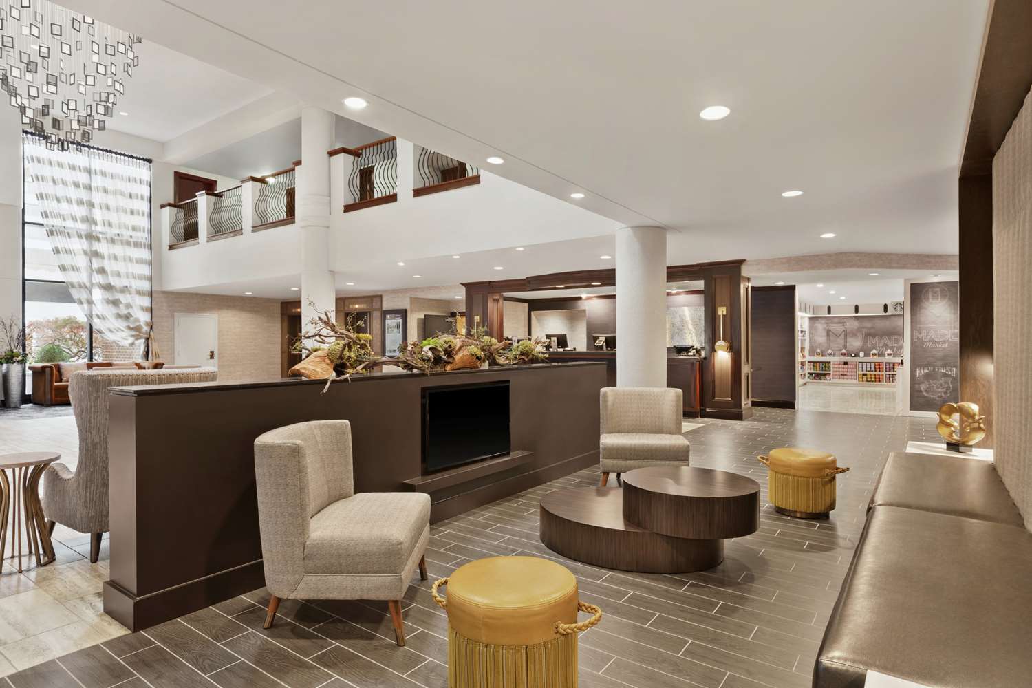 DoubleTree by Hilton McLean Tysons 1