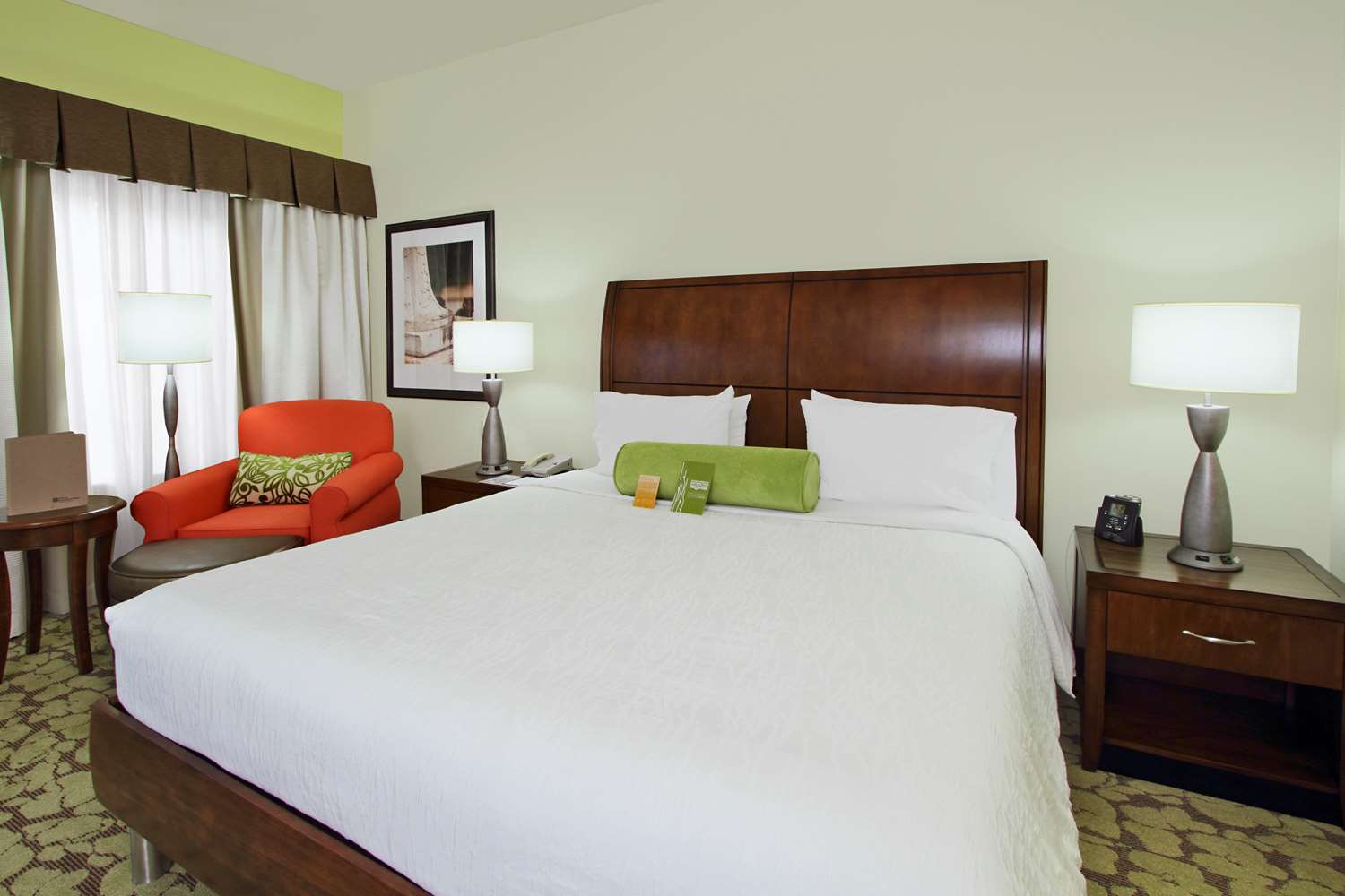 1 King Bed