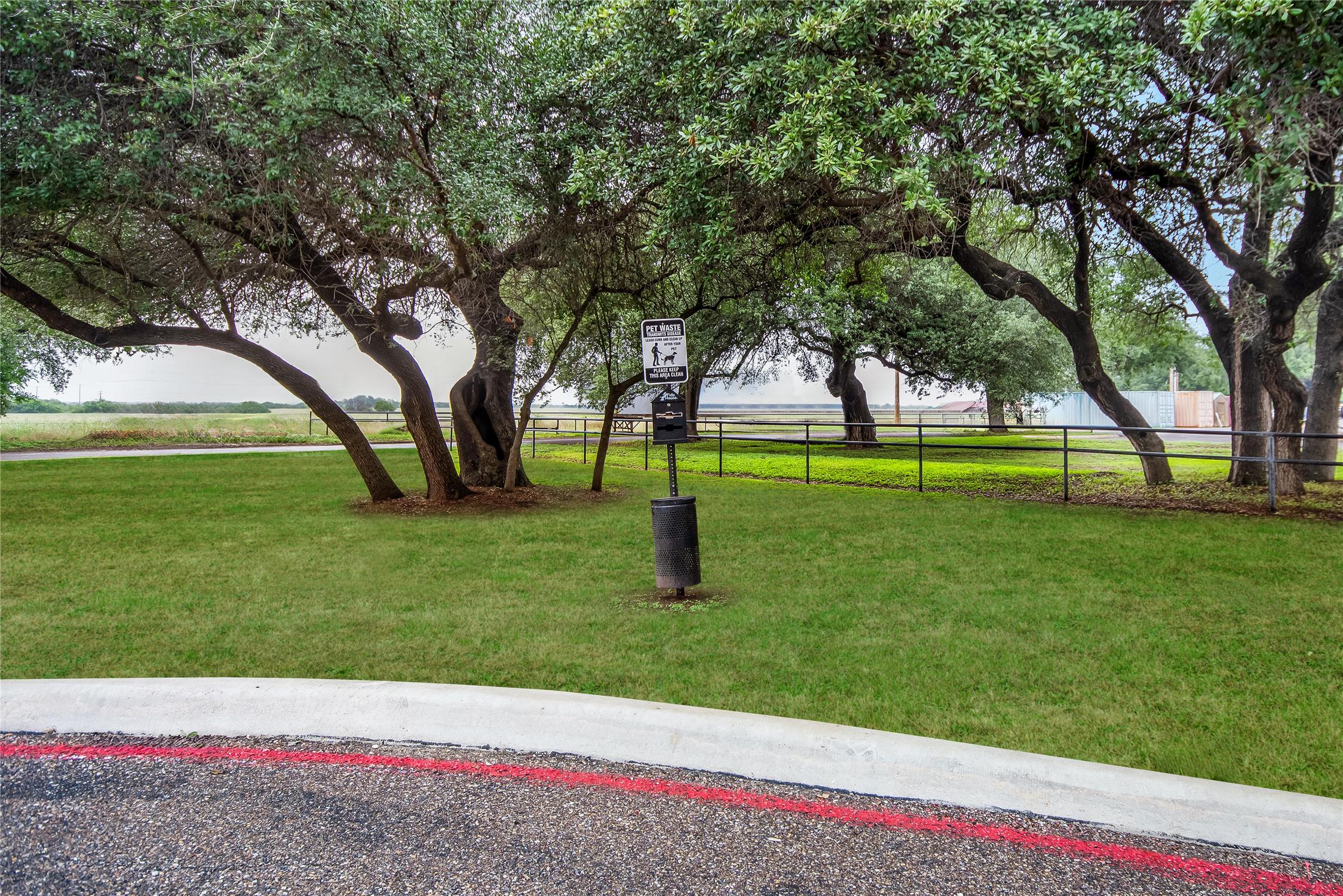 Hampton Inn Uvalde 2
